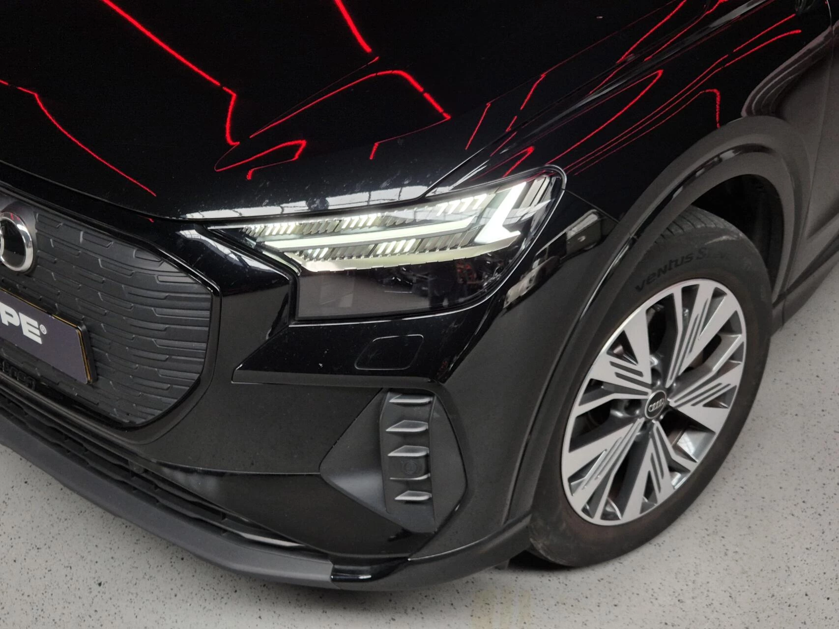 Hoofdafbeelding Audi Q4 e-tron