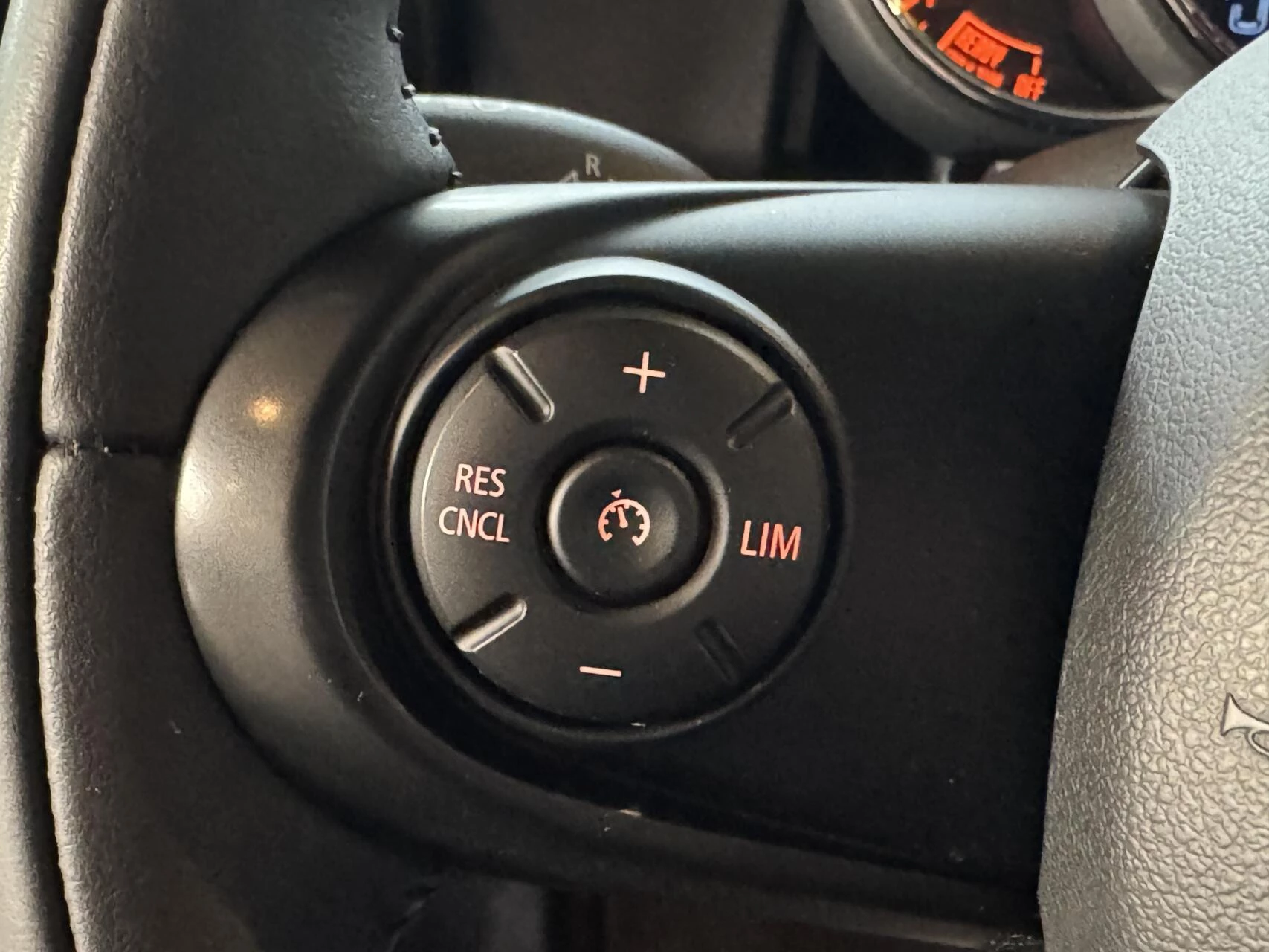 Hoofdafbeelding MINI One