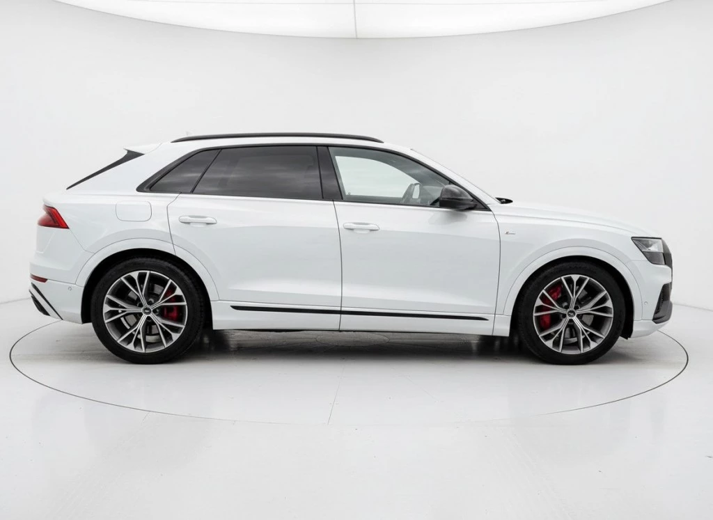 Hoofdafbeelding Audi Q8