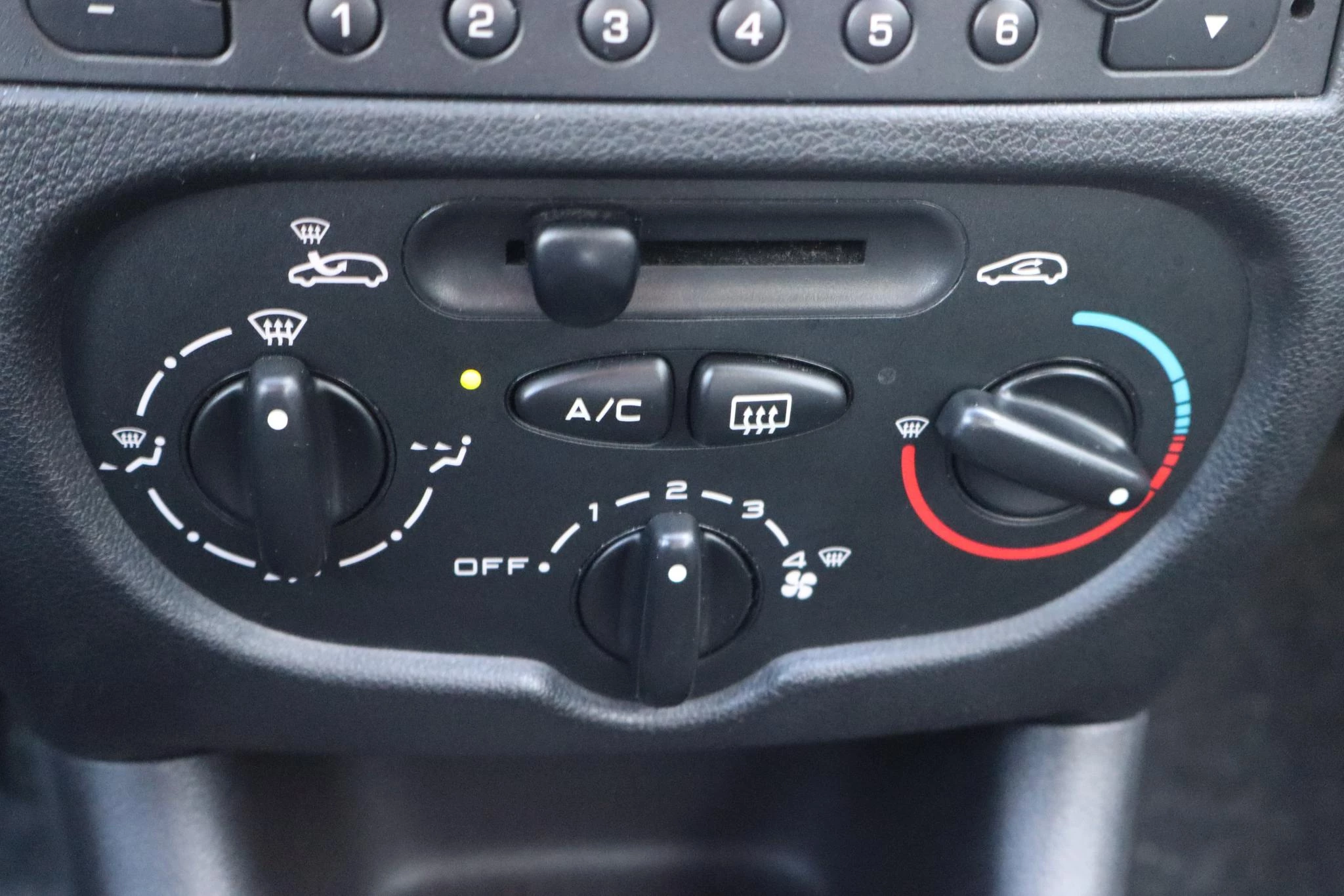 Hoofdafbeelding Peugeot 206