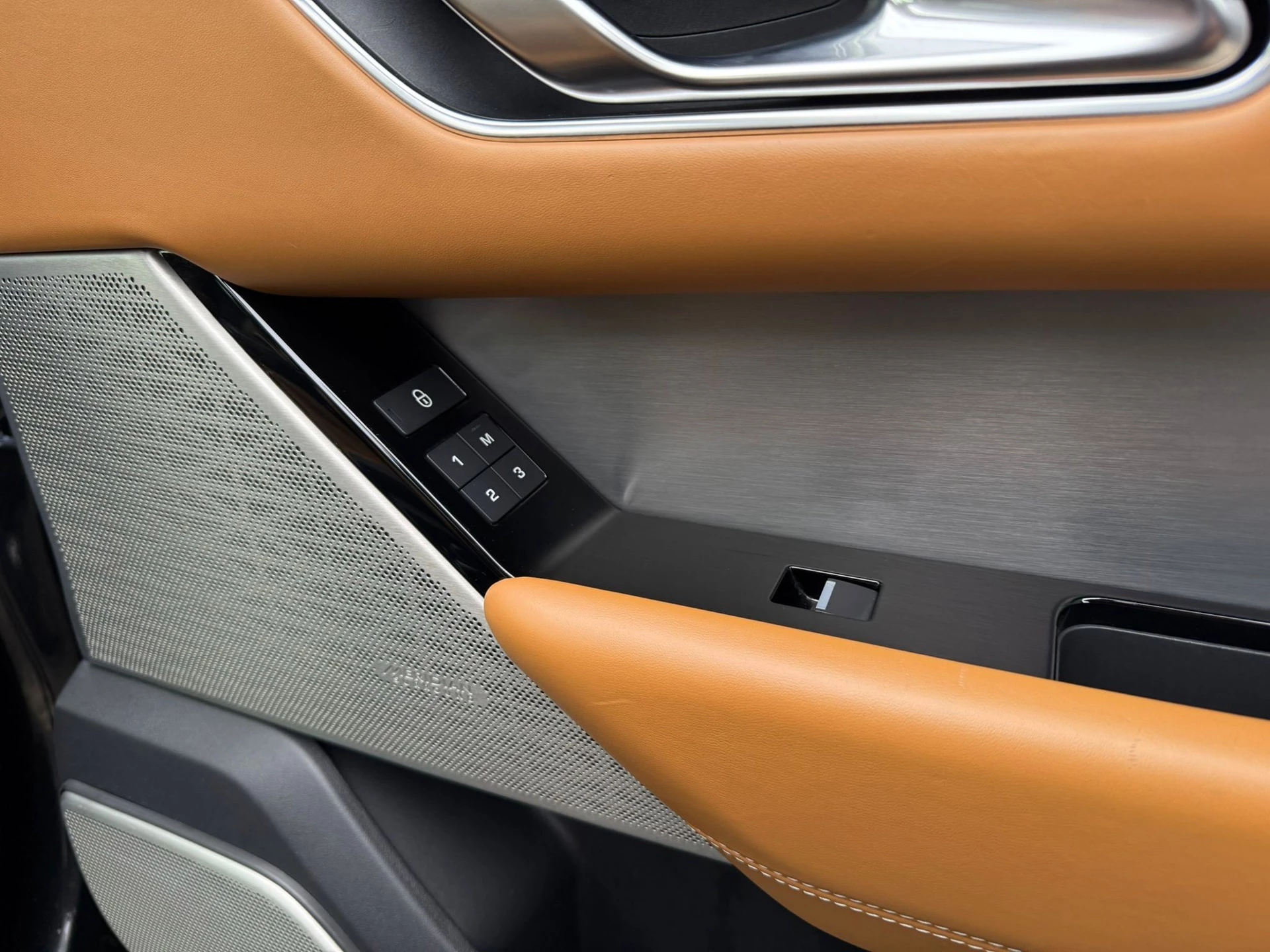 Hoofdafbeelding Land Rover Range Rover Velar