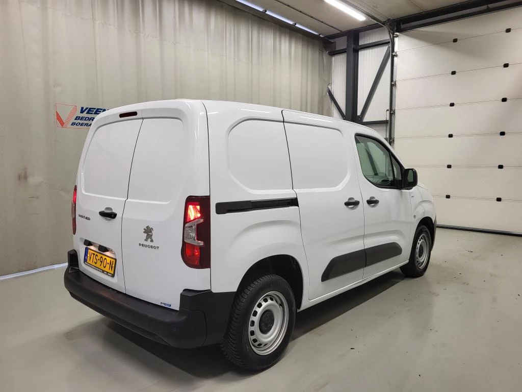 Hoofdafbeelding Peugeot Partner