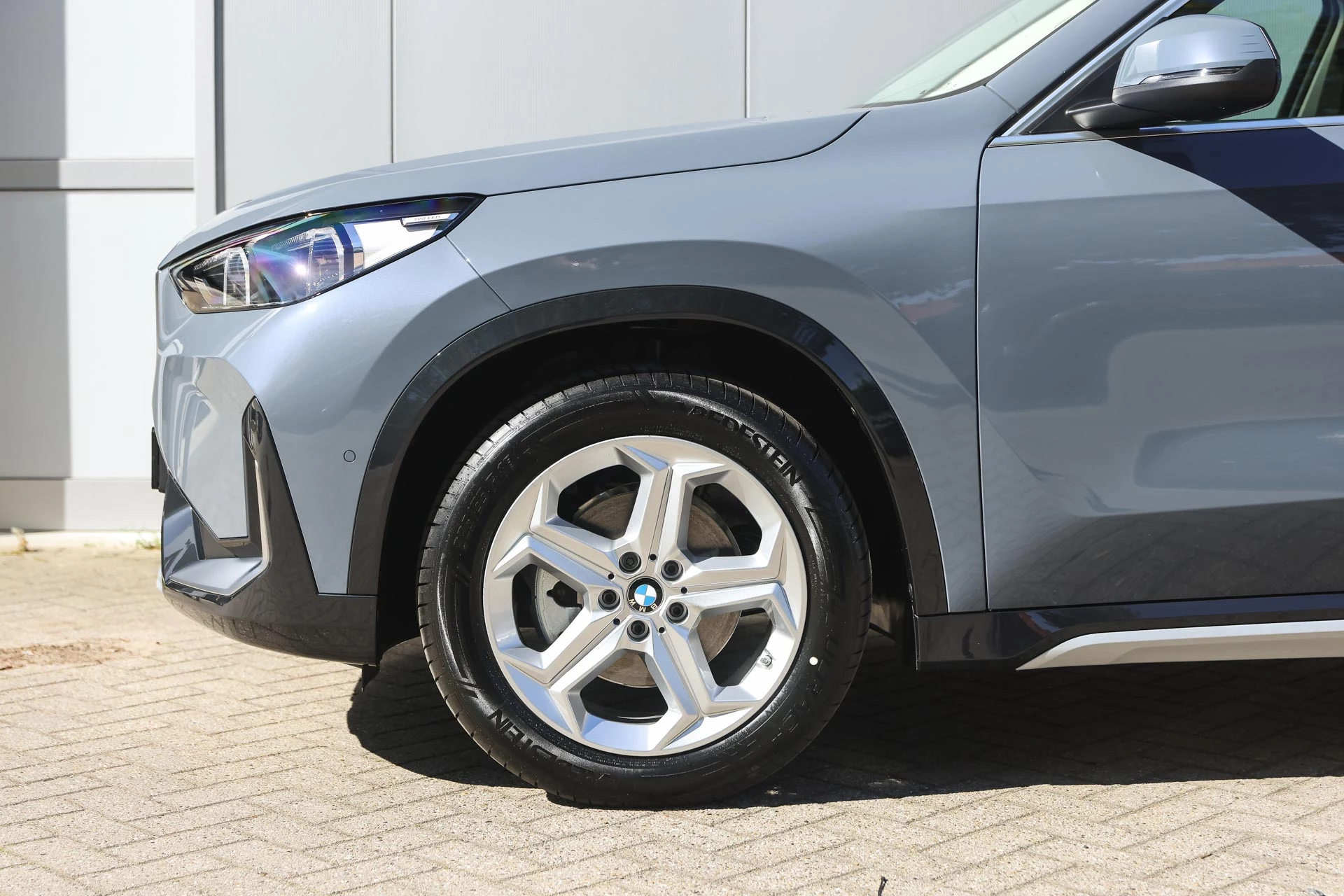 Hoofdafbeelding BMW iX1