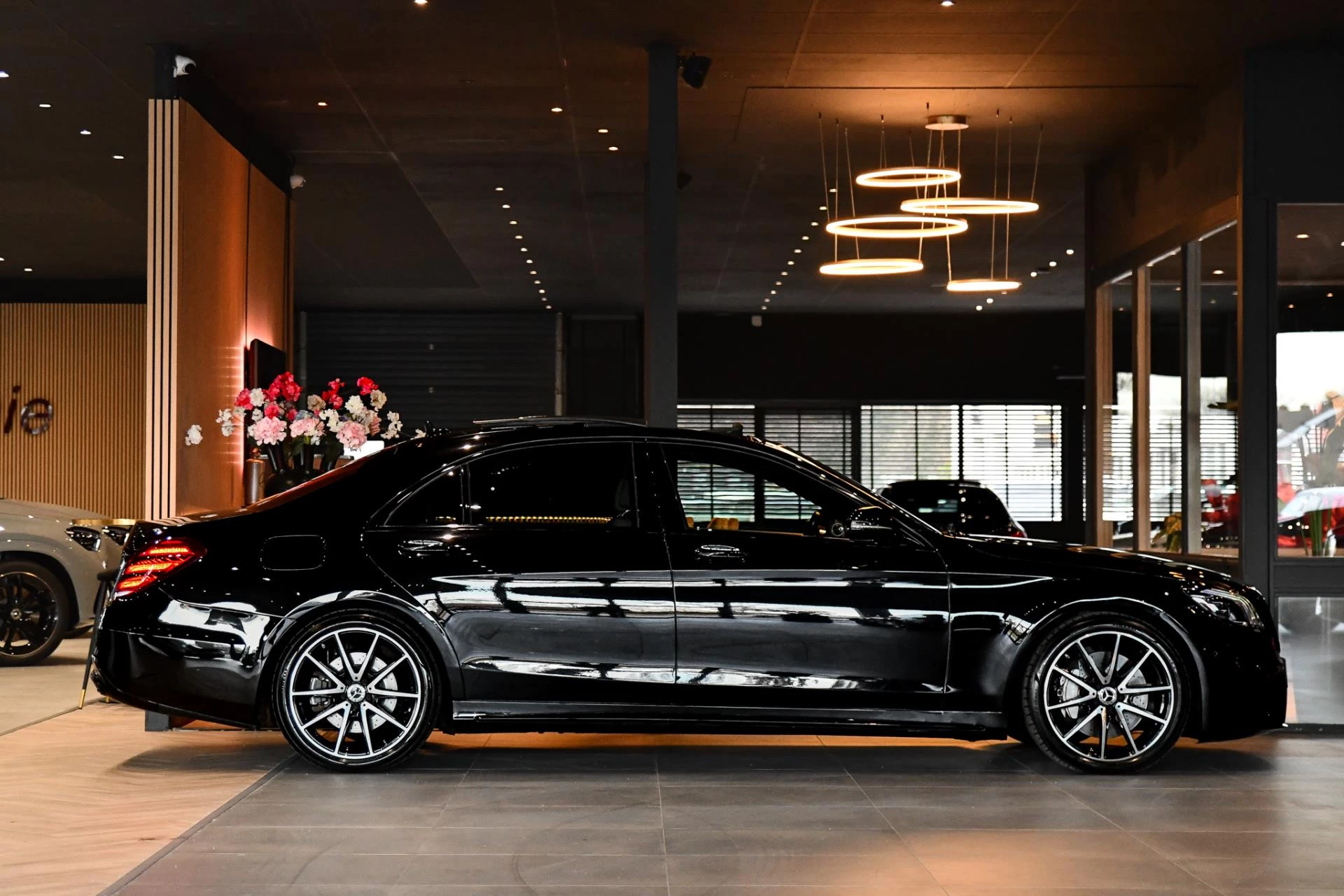 Hoofdafbeelding Mercedes-Benz S-Klasse