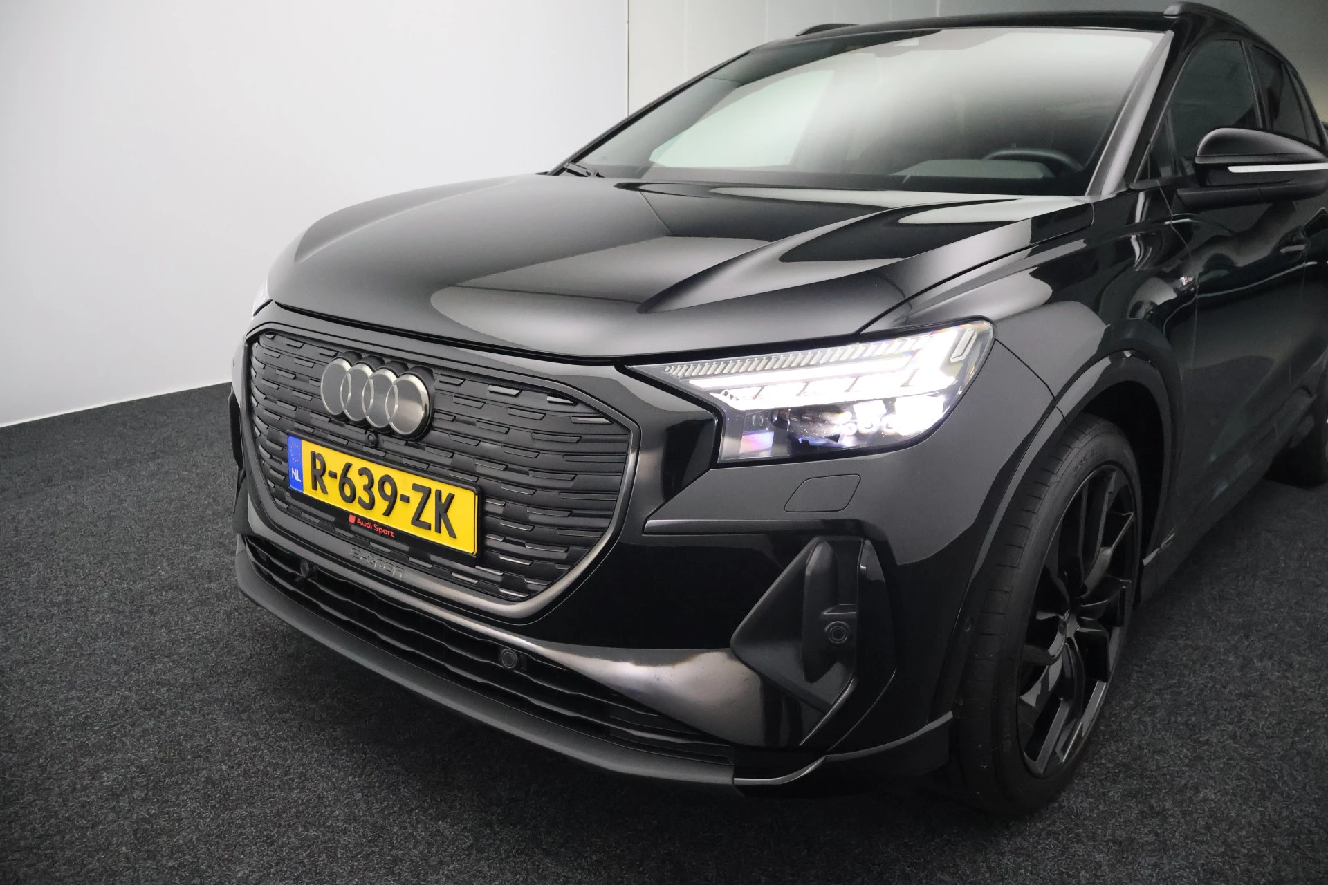 Hoofdafbeelding Audi Q4 e-tron