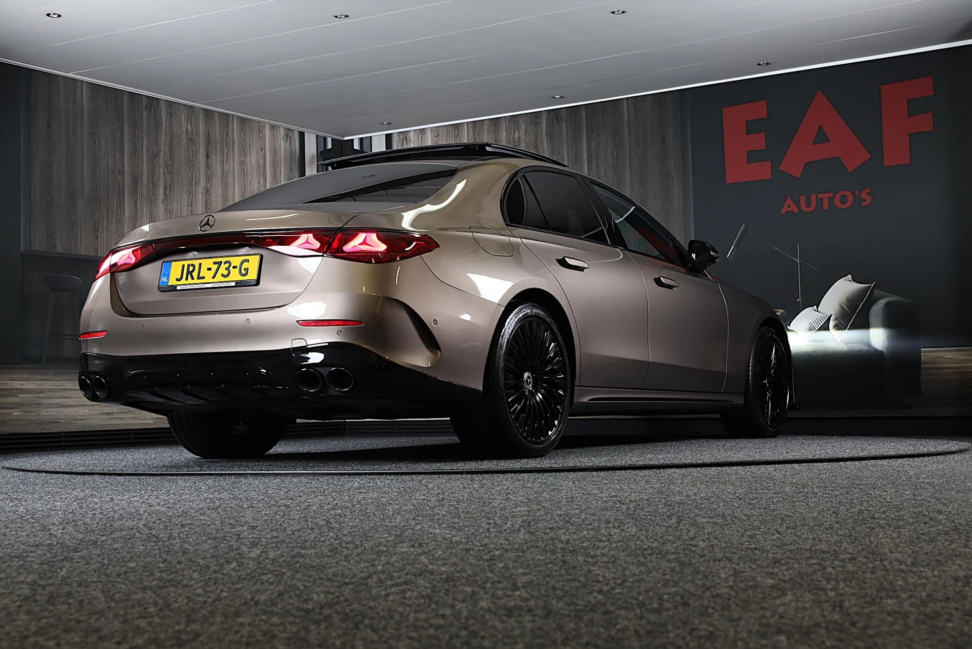 Hoofdafbeelding Mercedes-Benz E-Klasse