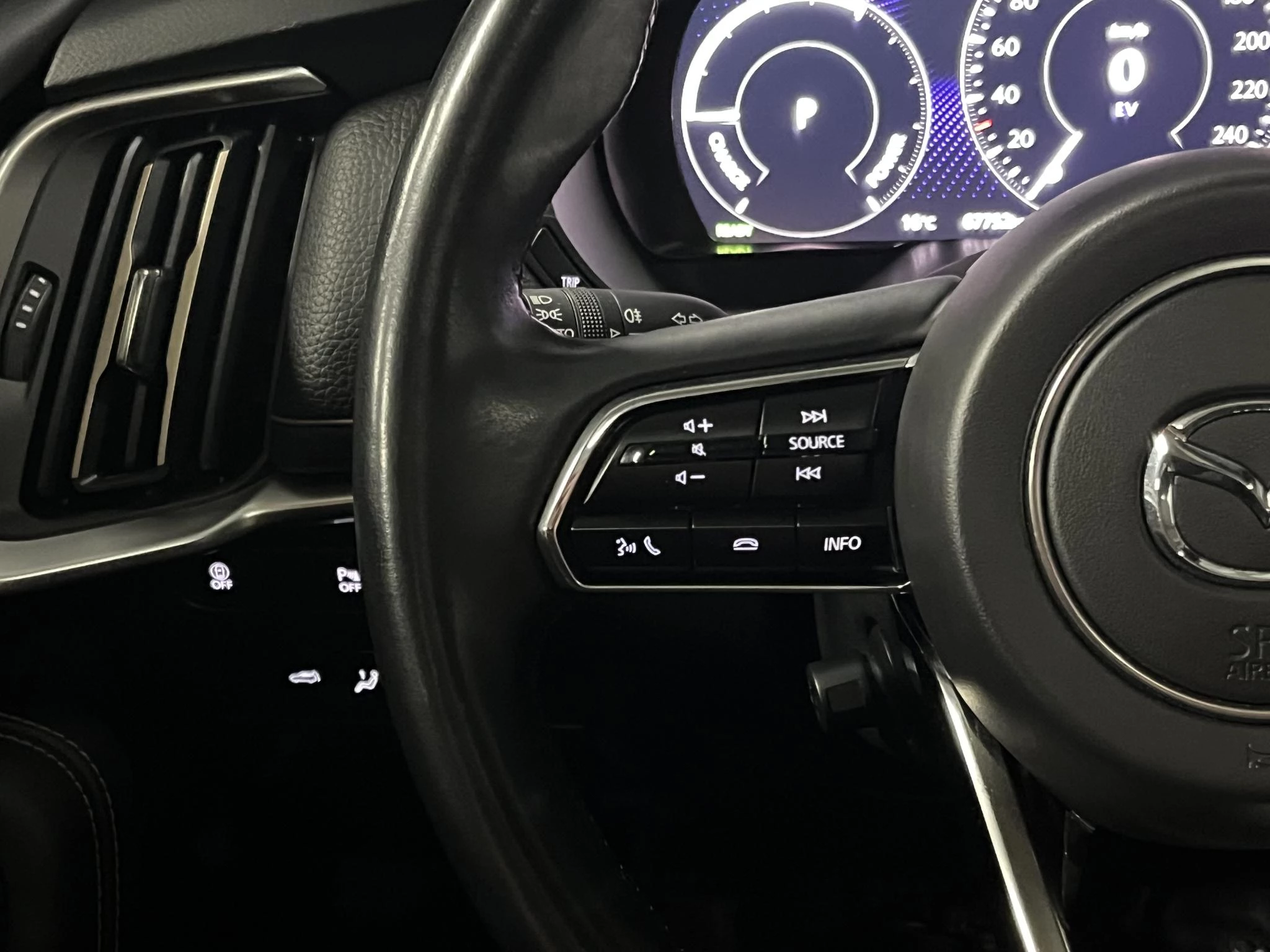 Hoofdafbeelding Mazda CX-60