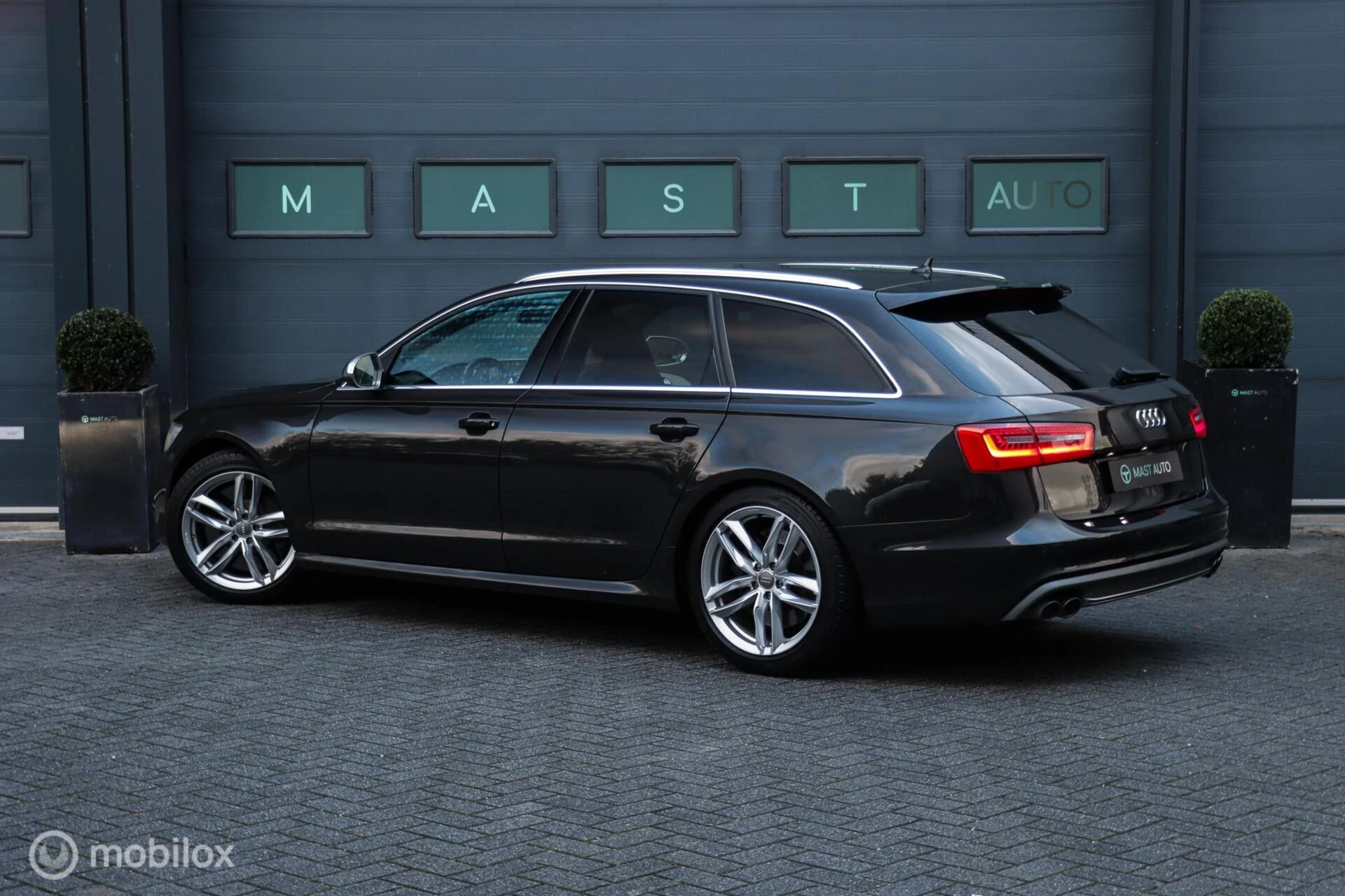 Hoofdafbeelding Audi S6
