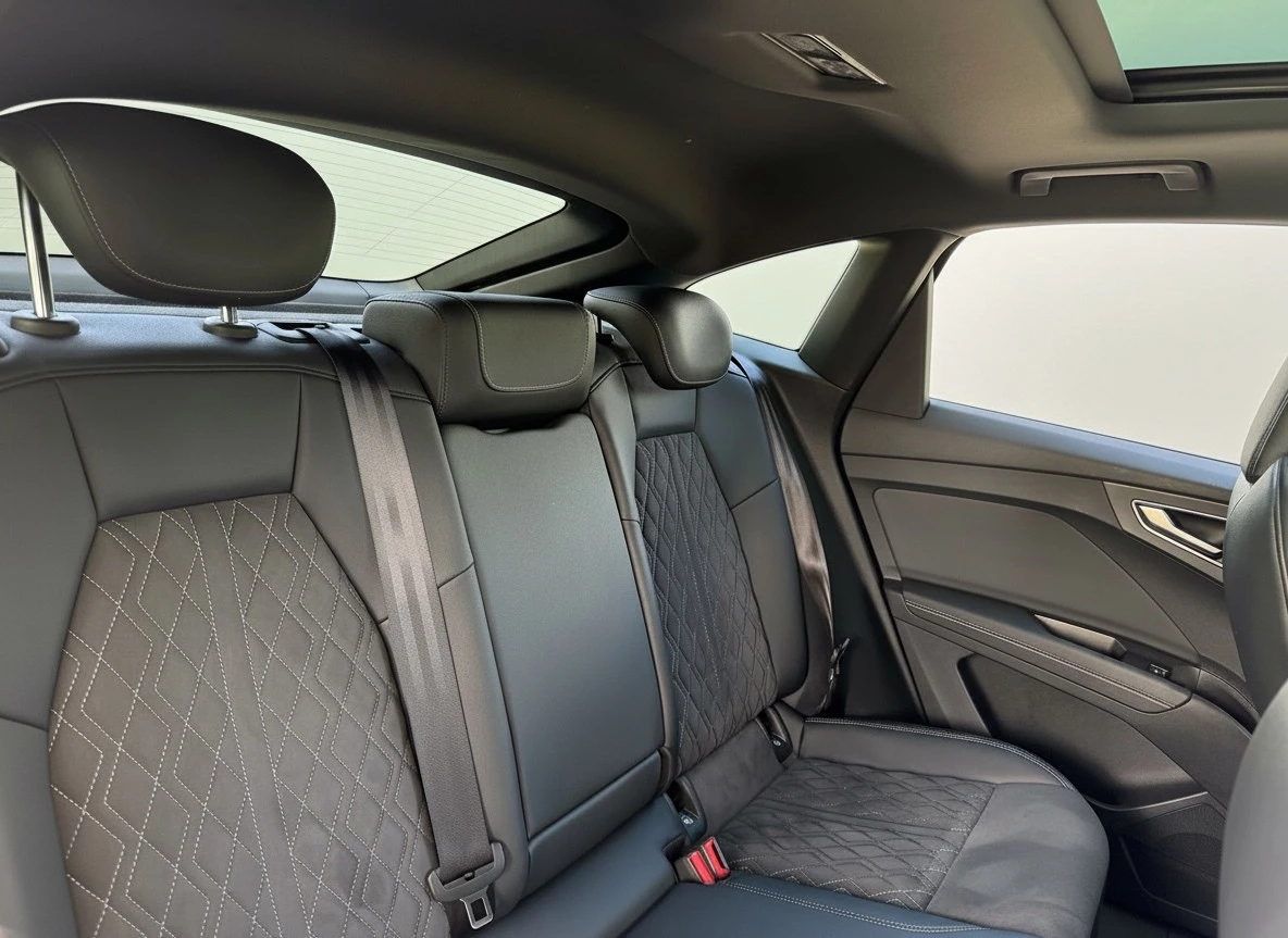 Hoofdafbeelding Audi Q4 Sportback e-tron