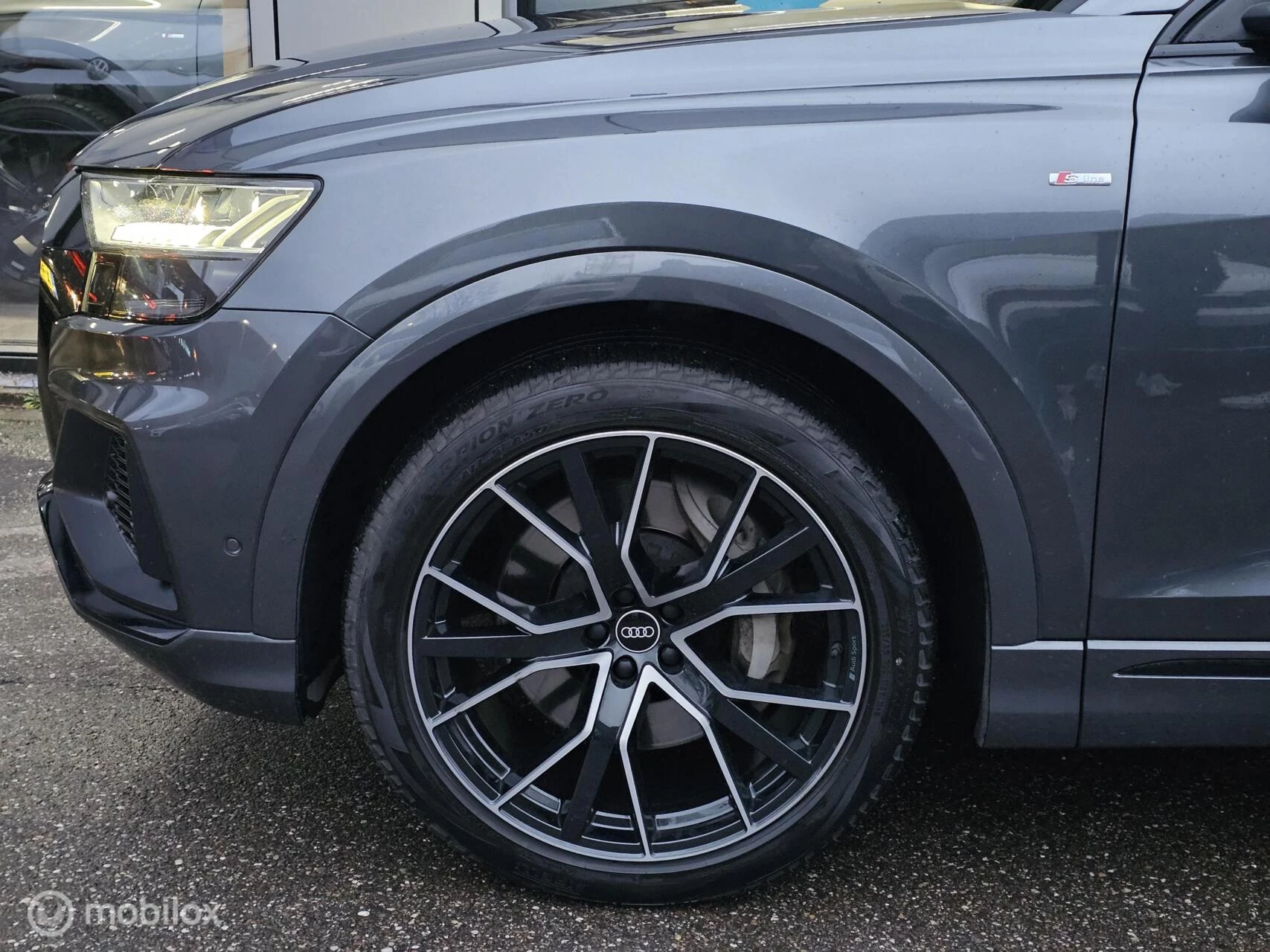 Hoofdafbeelding Audi Q8