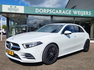 Hoofdafbeelding Mercedes-Benz A-Klasse Mercedes-Benz A-Klasse 200 Business Sol. AMG, Sportstoelen, Camera, Clima, Digitaal Dash