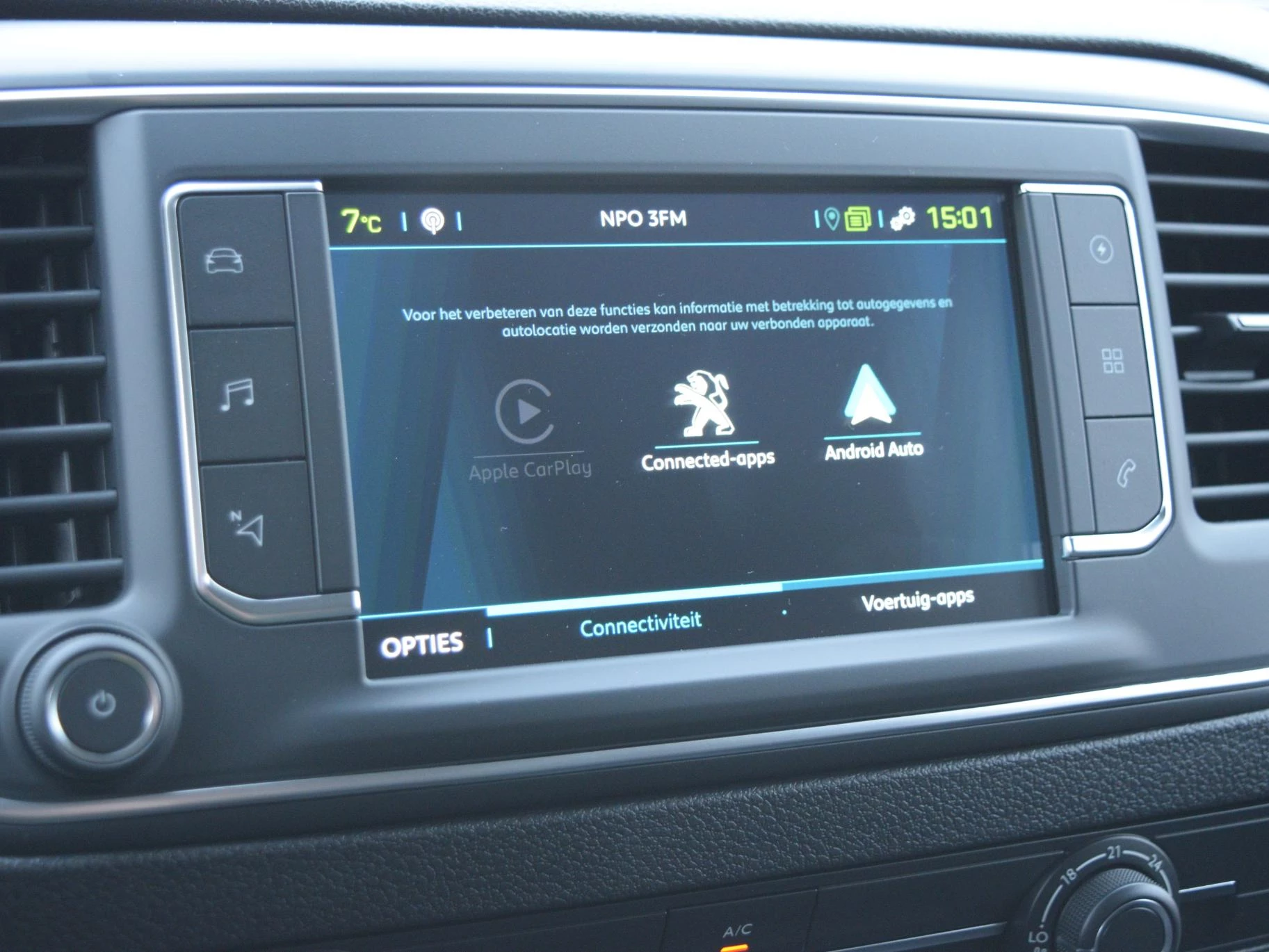 Hoofdafbeelding Peugeot e-Expert