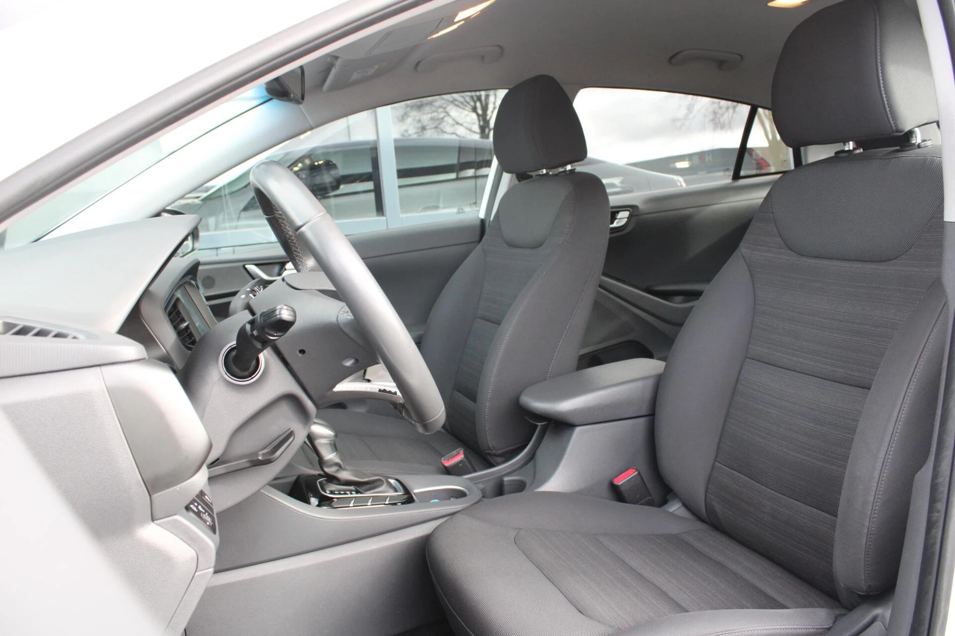 Hoofdafbeelding Hyundai IONIQ