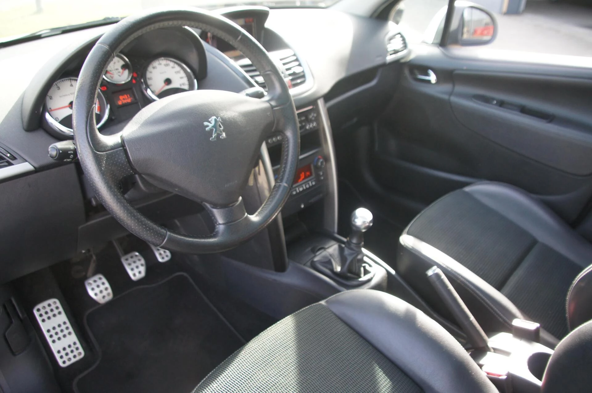 Hoofdafbeelding Peugeot 207