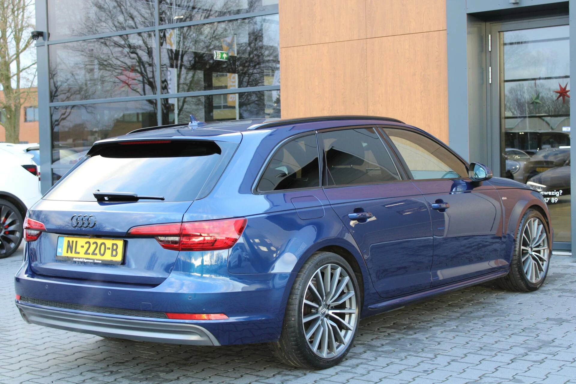 Hoofdafbeelding Audi A4