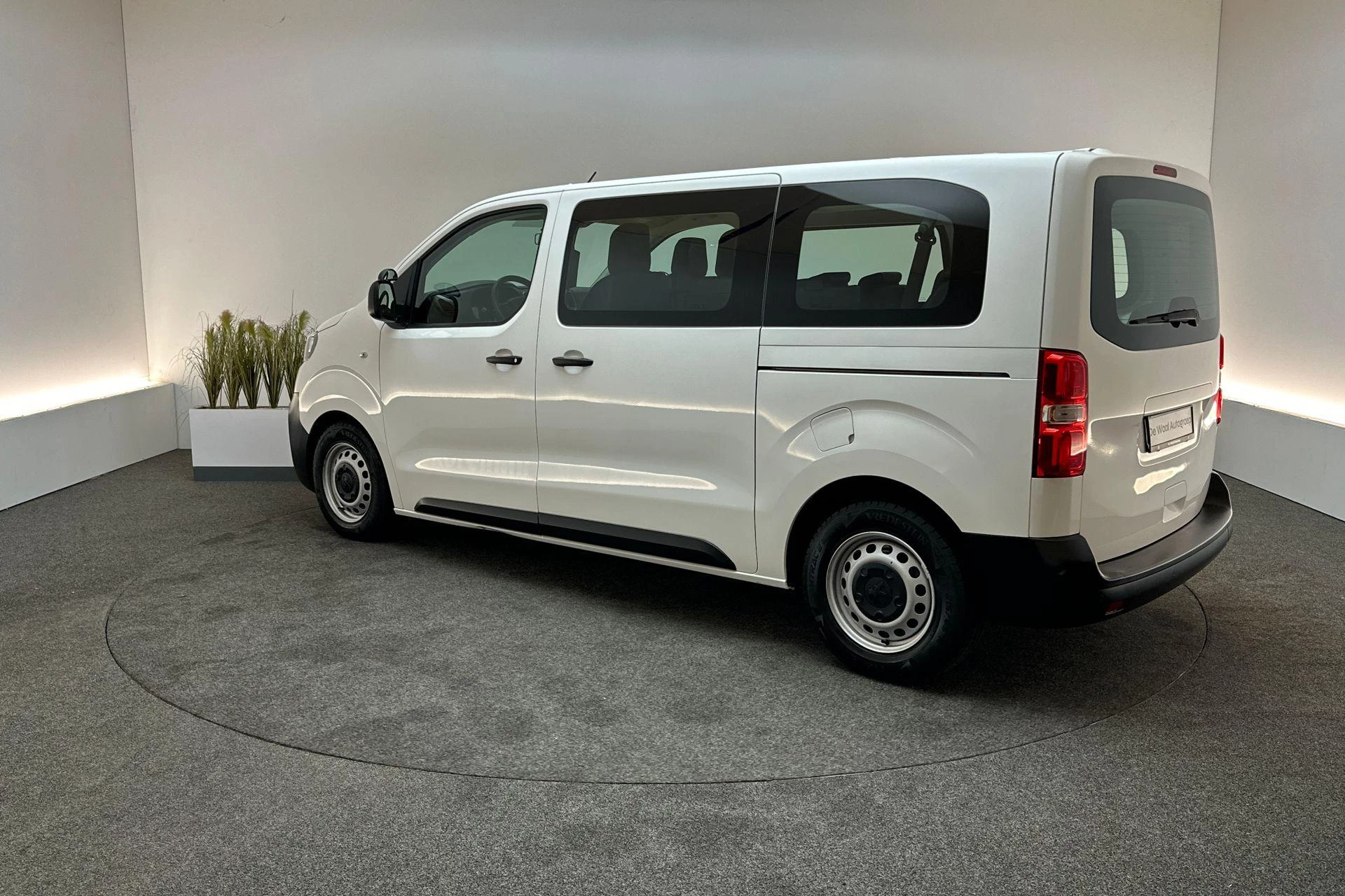 Hoofdafbeelding Peugeot Traveller