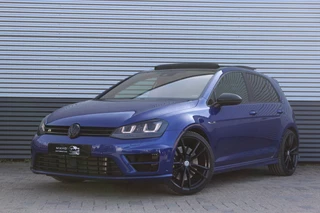 Volkswagen Golf 2.0 TSI R 4Motion | Panoramadak | Dynaudio | Camera | Keyless | Elektrische stoelverstelling | Dode hoek | Carplay