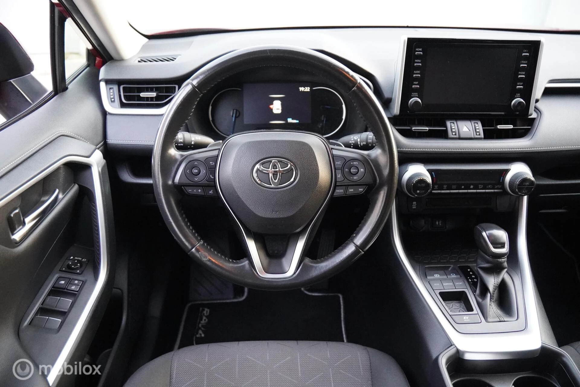 Hoofdafbeelding Toyota RAV4
