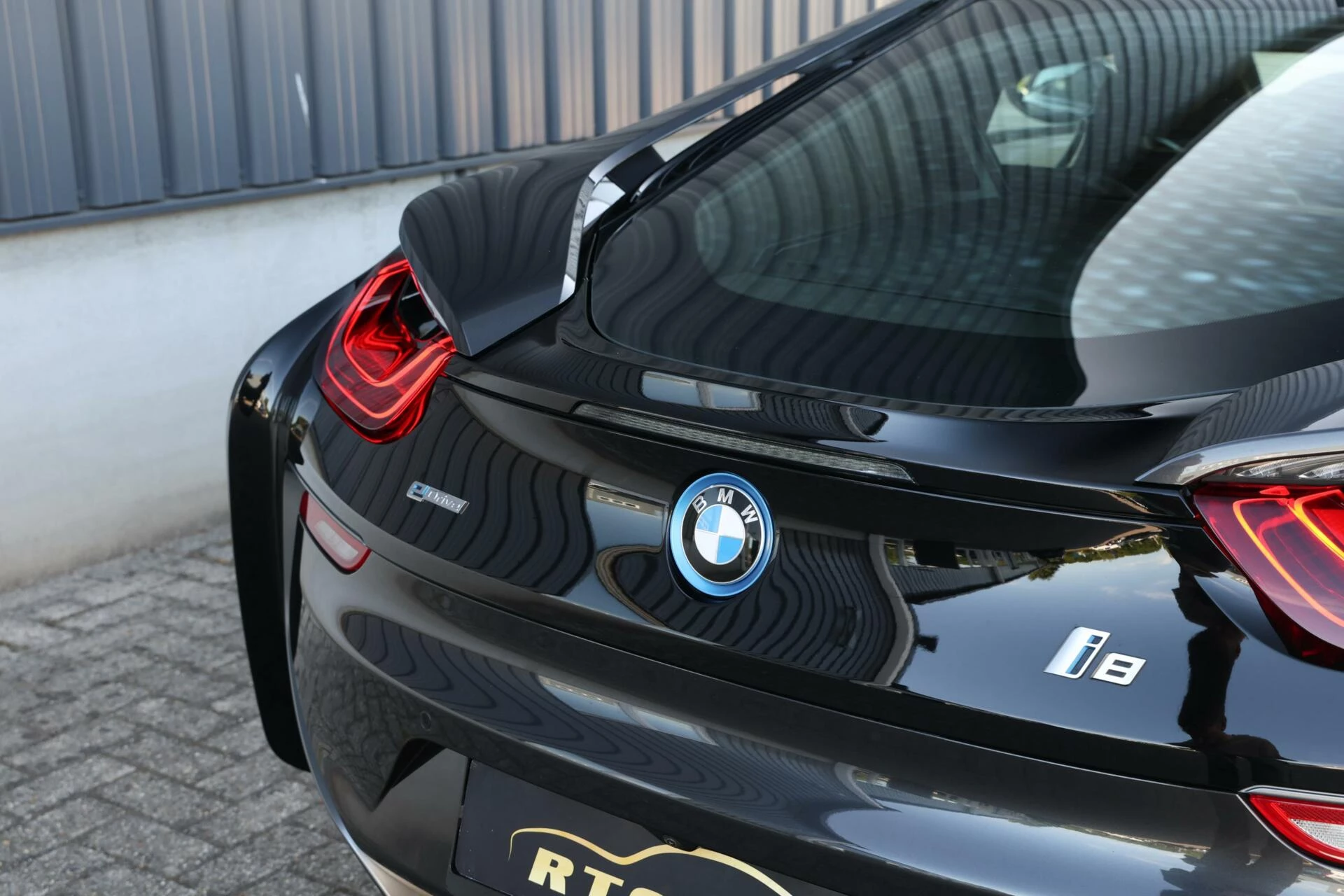 Hoofdafbeelding BMW i8