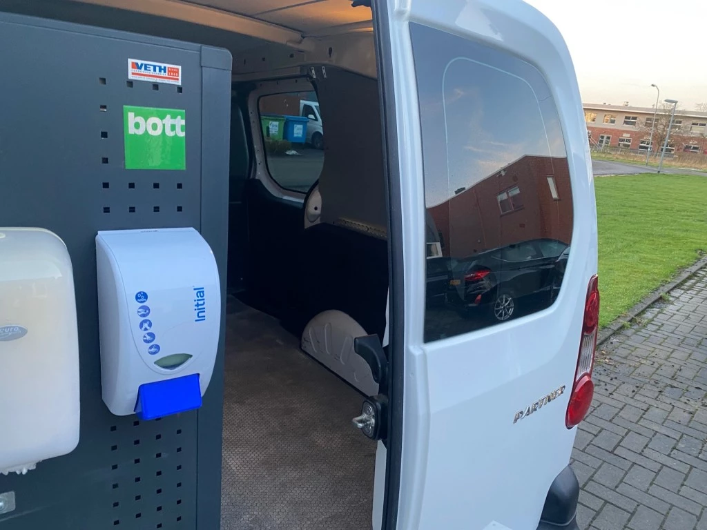 Hoofdafbeelding Peugeot Partner