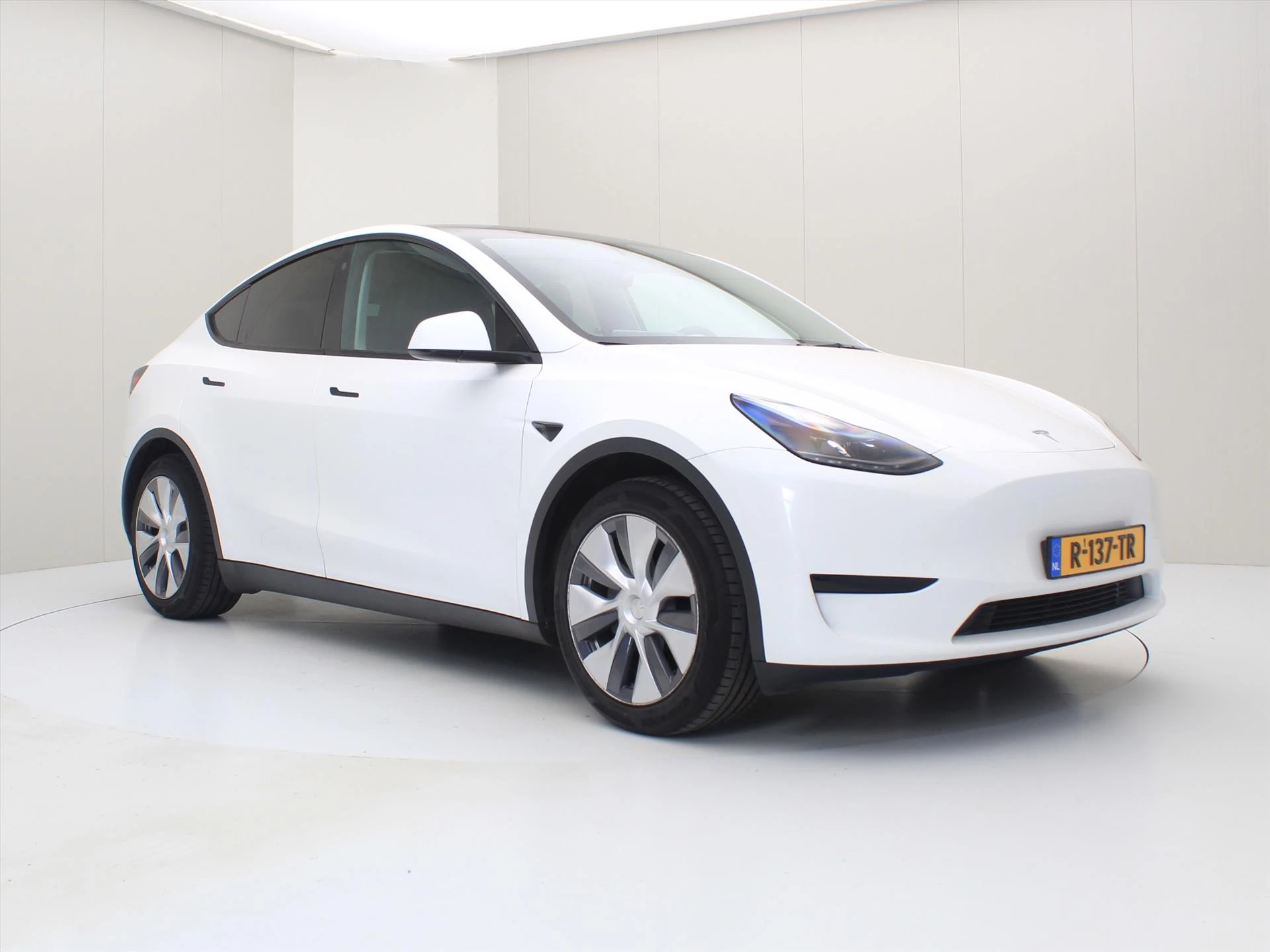 Hoofdafbeelding Tesla Model Y
