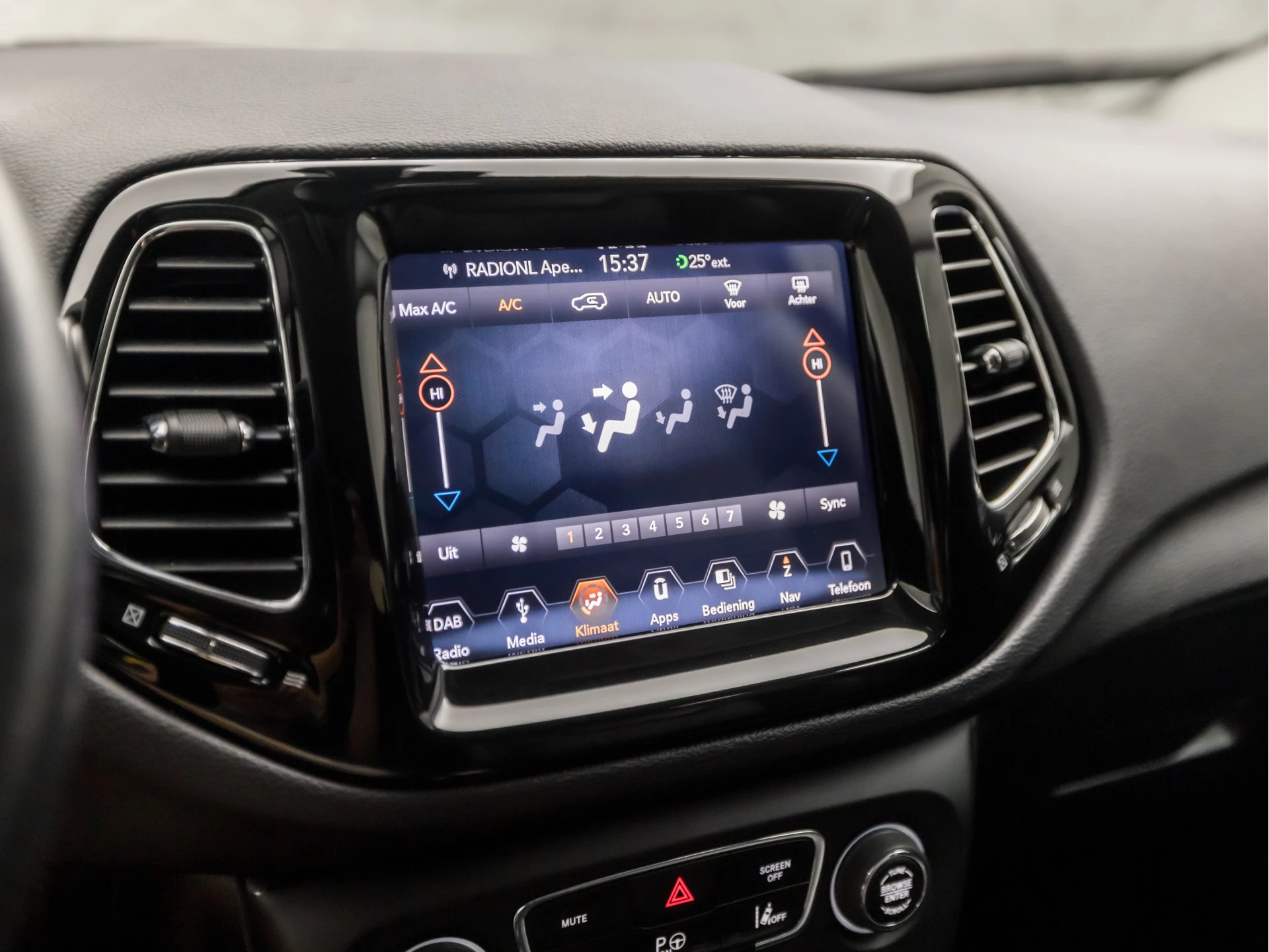 Hoofdafbeelding Jeep Compass