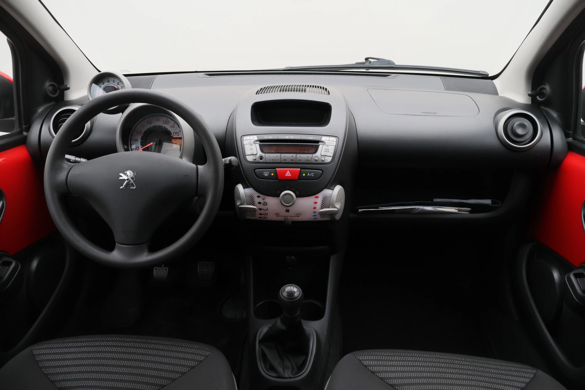 Hoofdafbeelding Peugeot 107