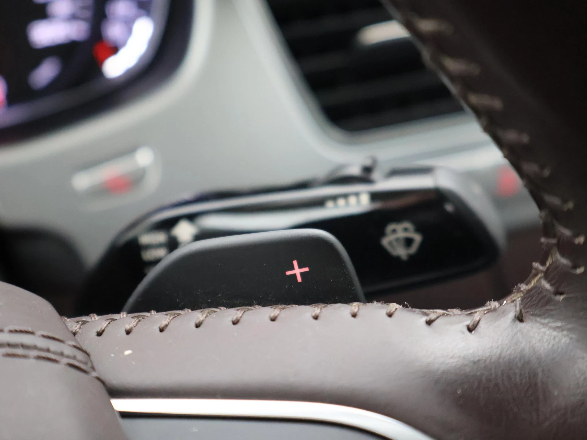 Hoofdafbeelding Audi A8