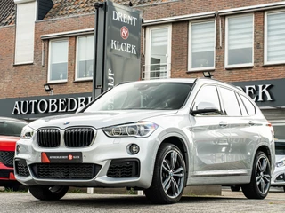 Hoofdafbeelding BMW X1 BMW X1 sDrive20i High Exe M-Sport CAMERA HUD 19 INCH LEDER LED SHADOW LINE