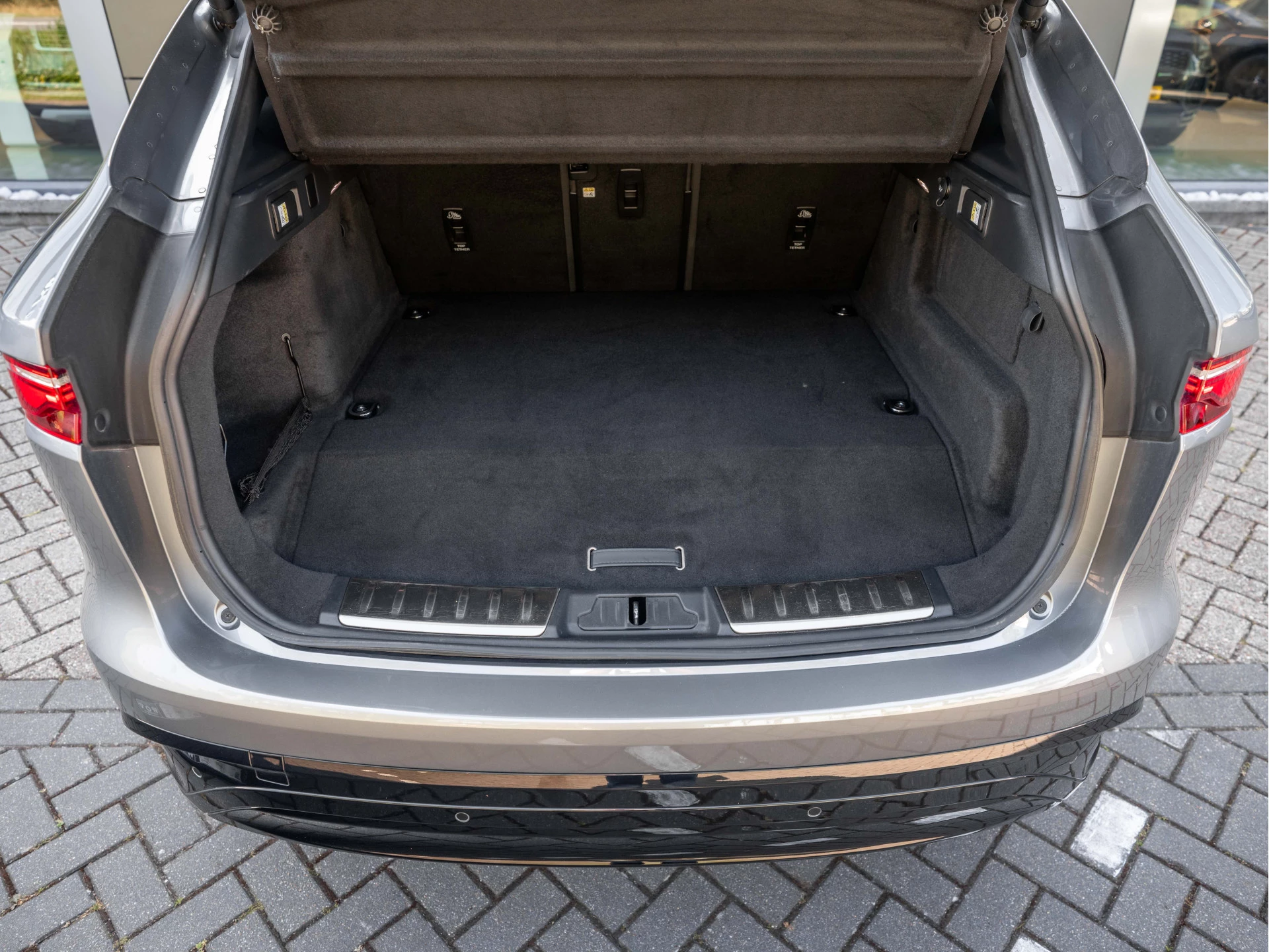 Hoofdafbeelding Jaguar F-PACE