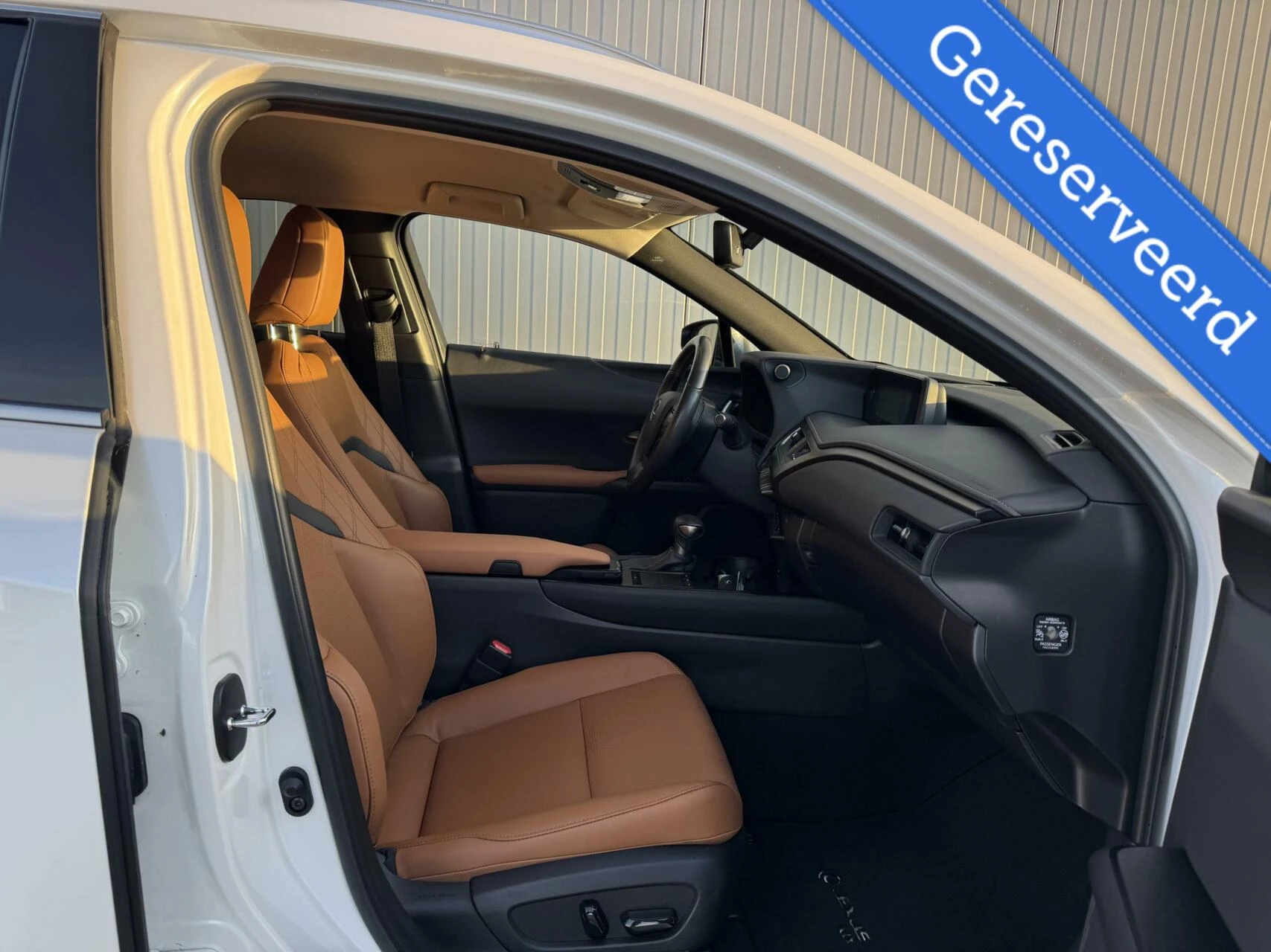 Hoofdafbeelding Lexus UX
