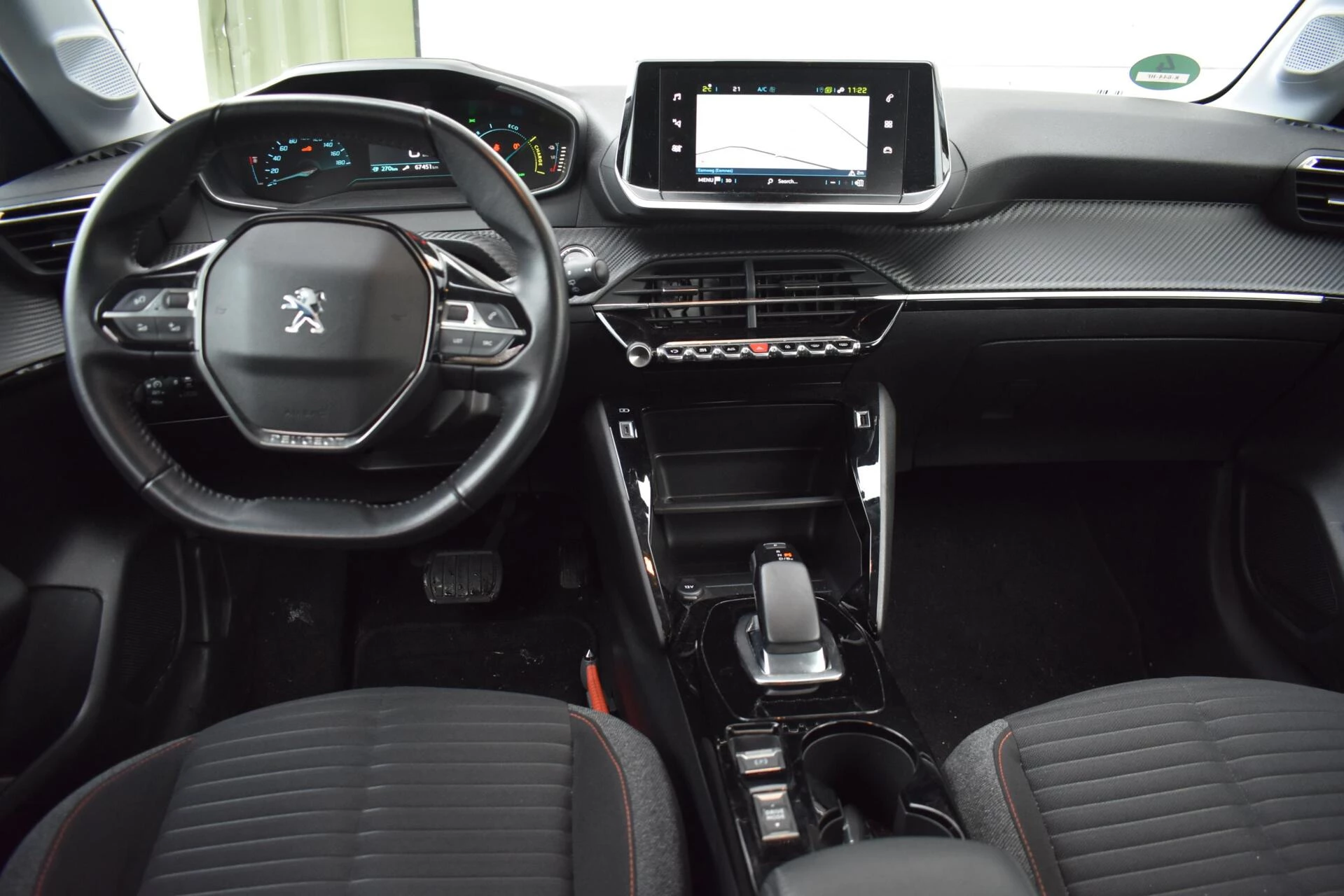 Hoofdafbeelding Peugeot e-208