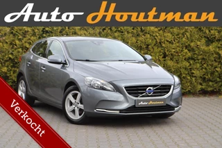 Volvo V40 1.6 D2 Momentum 🚗1e eigenaar 👤 | Dealer onderhouden ✔️ | Navi 🧭 | Cruise 🚗 | ECC ❄️ | Volvo veiligheid 🔒📸 | Dubbele uitlaten