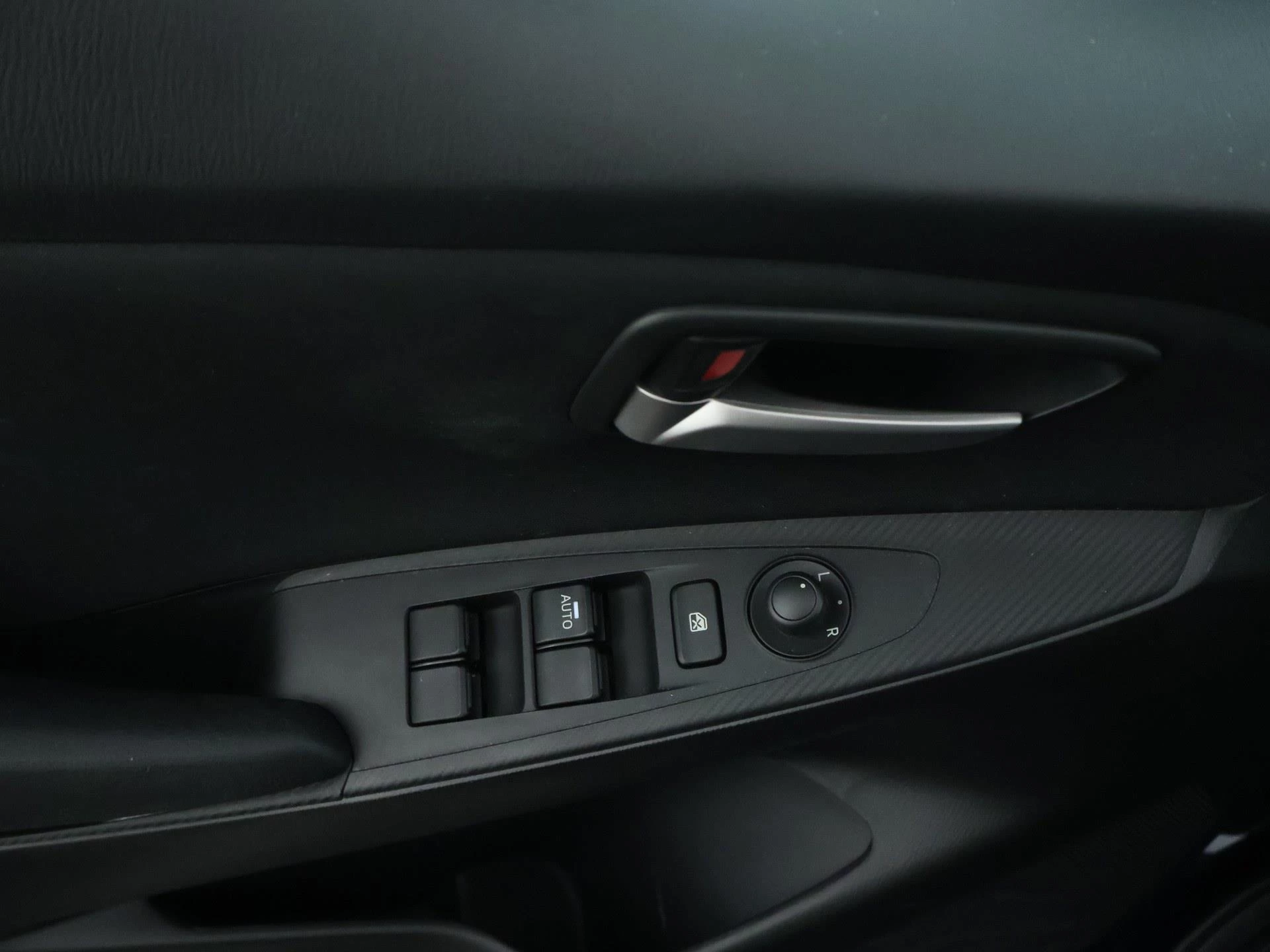 Hoofdafbeelding Mazda 2