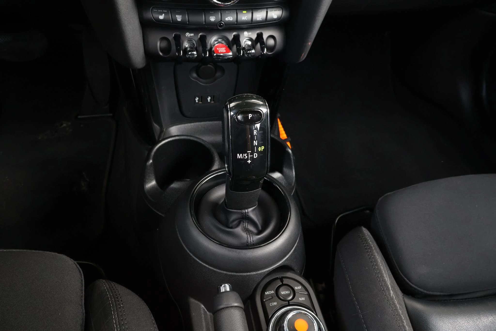 Hoofdafbeelding MINI 5-deurs