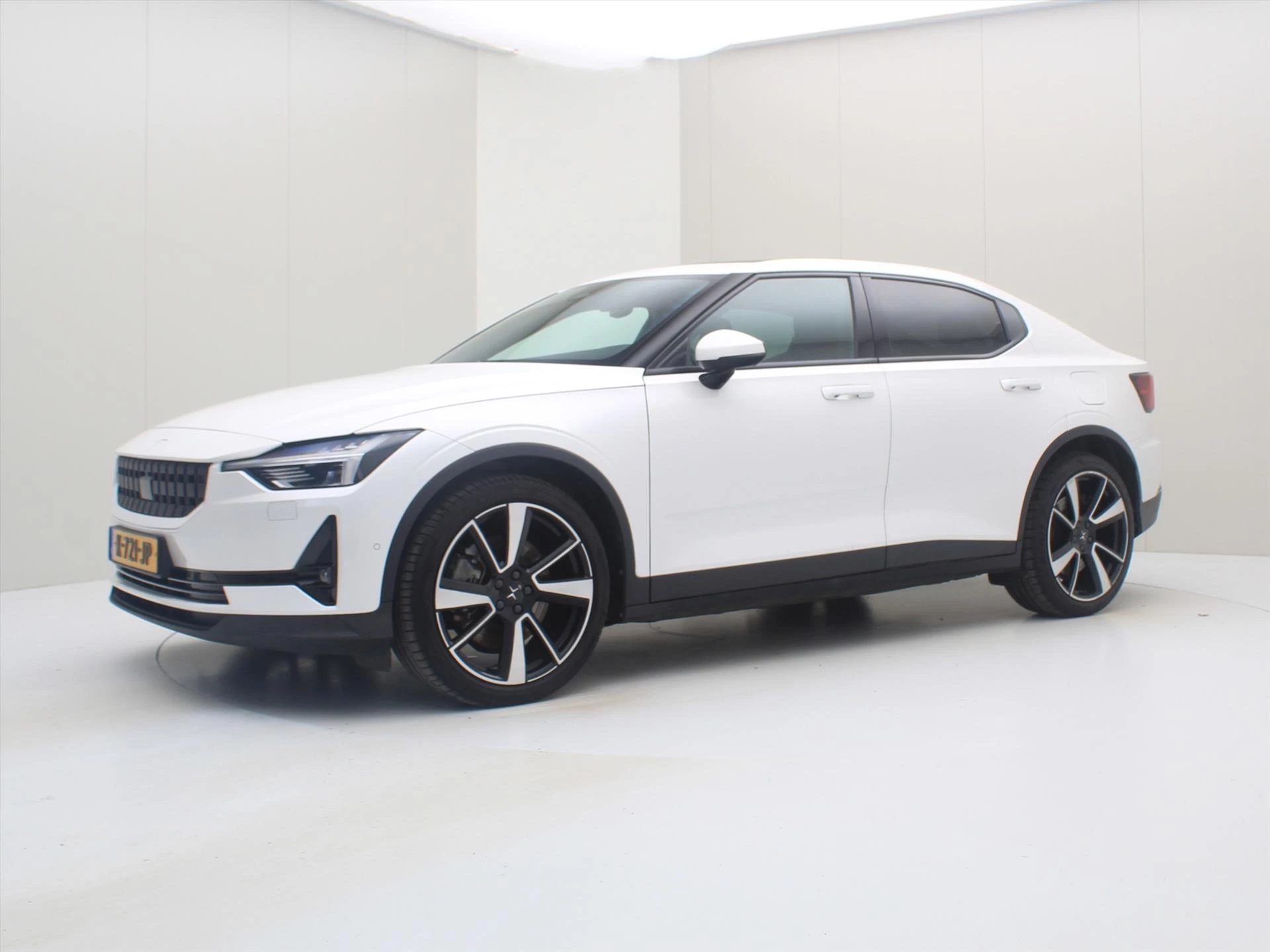Hoofdafbeelding Polestar 2