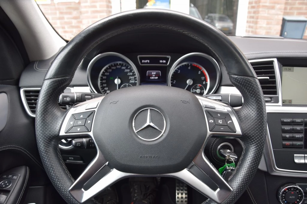 Hoofdafbeelding Mercedes-Benz M-Klasse
