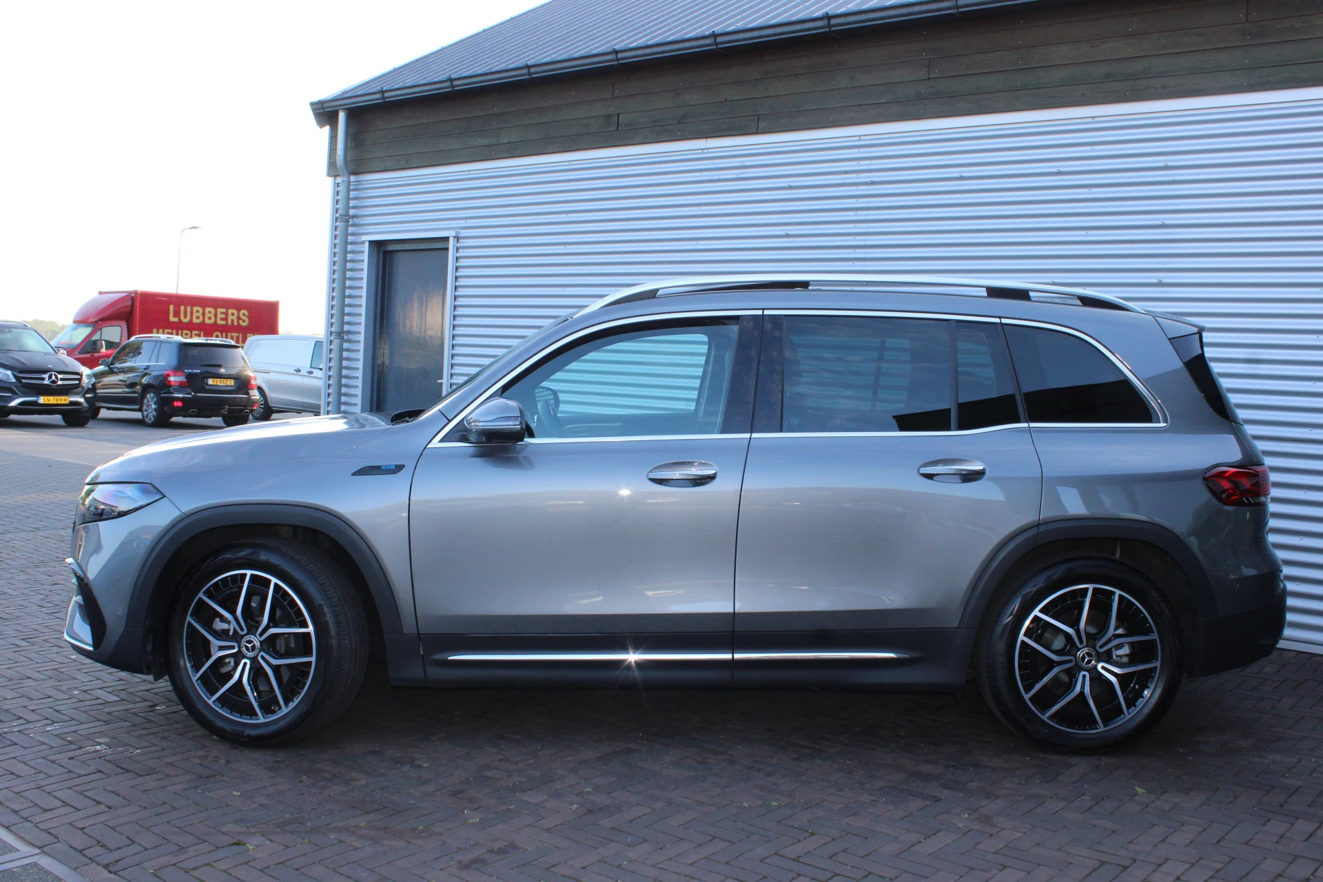 Hoofdafbeelding Mercedes-Benz EQB