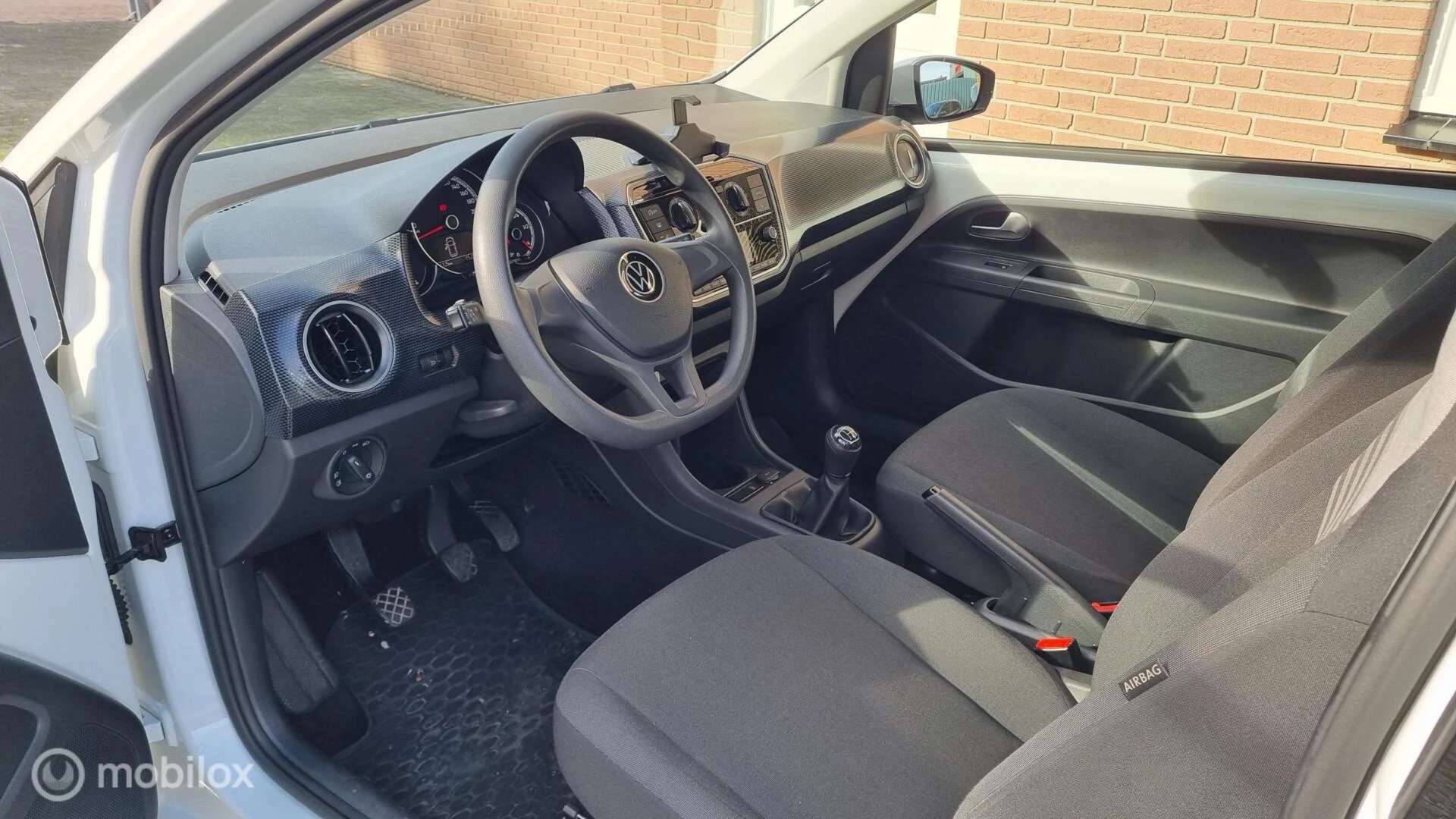 Hoofdafbeelding Volkswagen up!