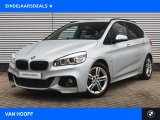 BMW 2 Serie Active Tourer 218i High Executive M Sport Automaat / Trekhaak / Sportstoelen / Stoelverwarming / Achteruitrijcamera / Head-Up / Park Assistant / Cruise Control