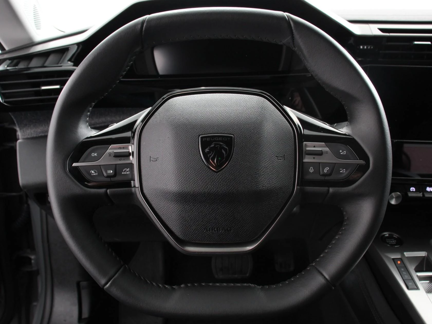 Hoofdafbeelding Peugeot 408