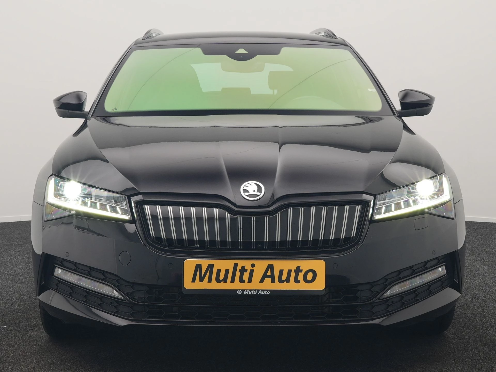 Hoofdafbeelding Škoda Superb