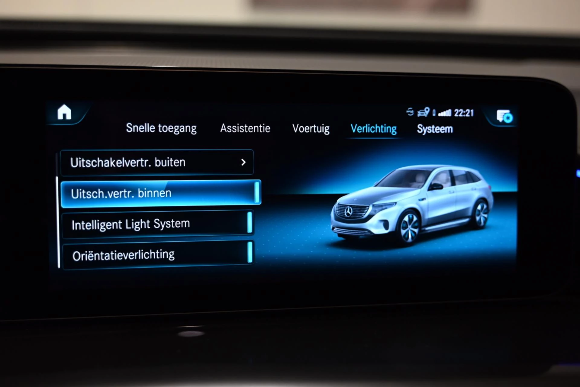 Hoofdafbeelding Mercedes-Benz EQC
