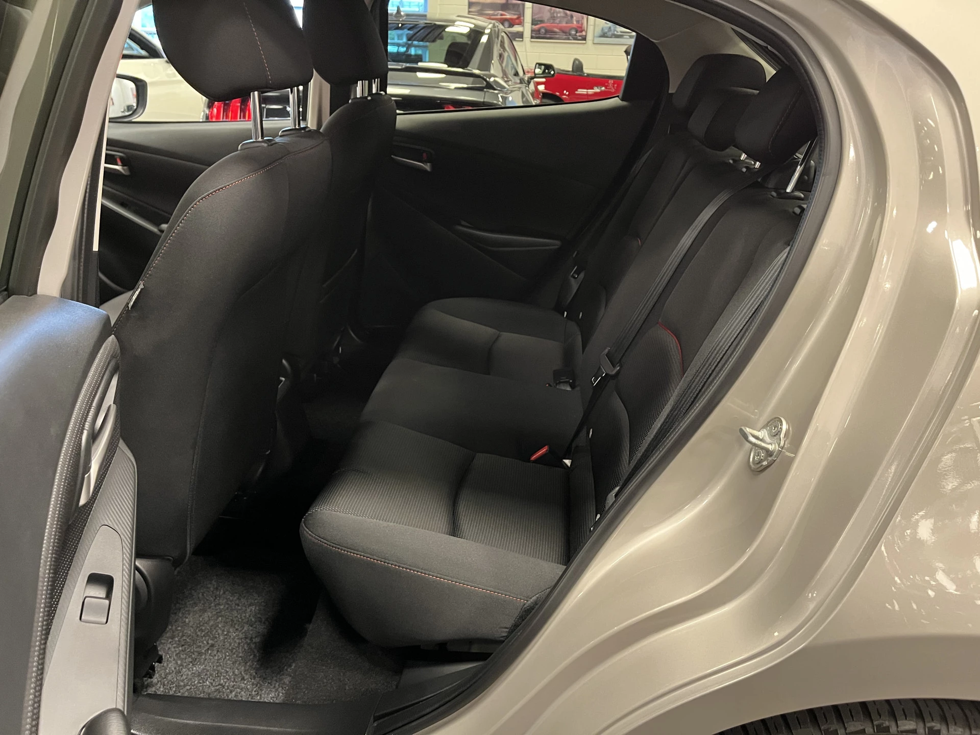 Hoofdafbeelding Mazda 2