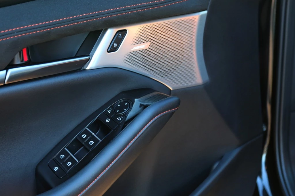 Hoofdafbeelding Mazda 3