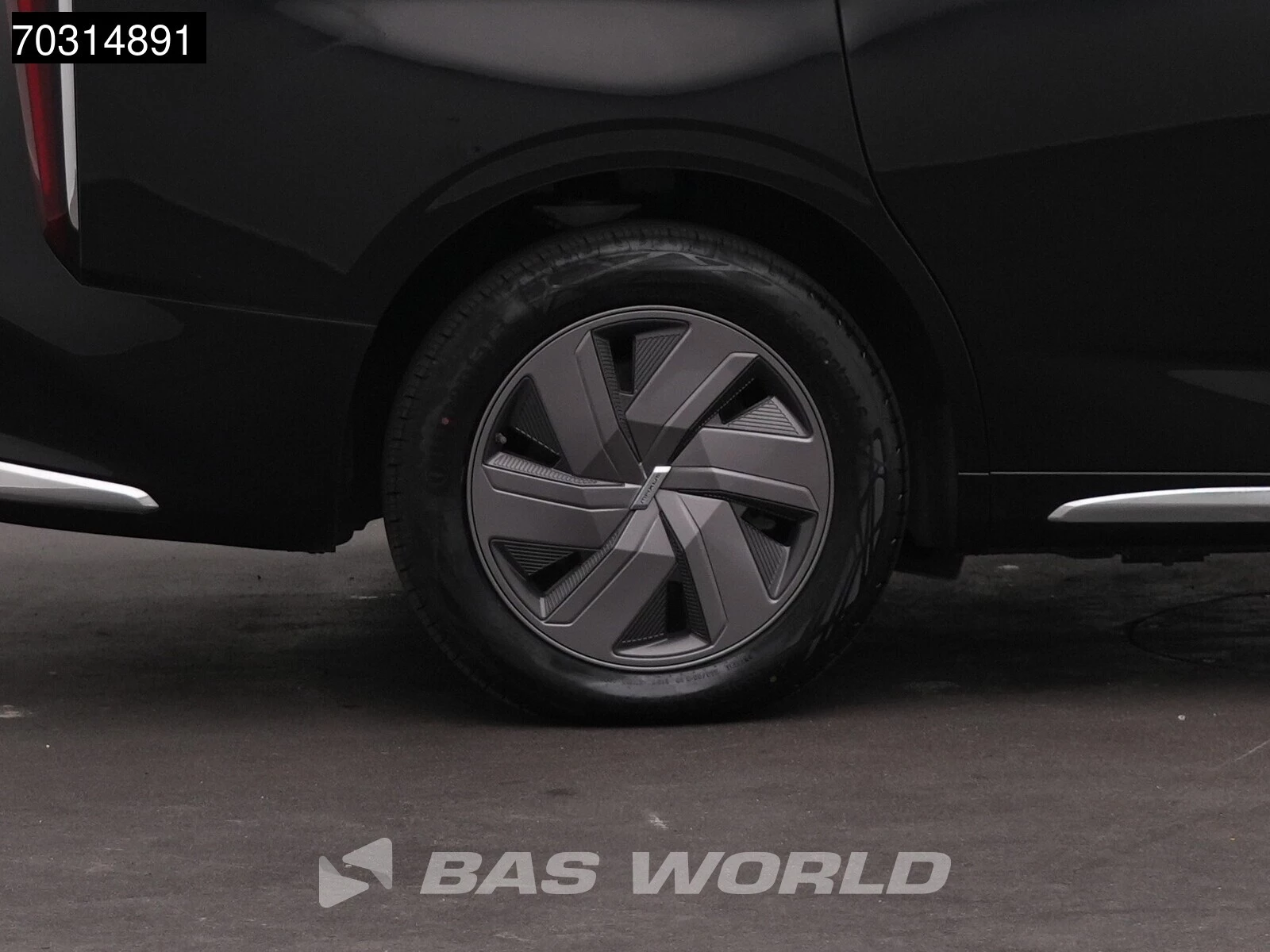 Hoofdafbeelding Maxus MIFA 9