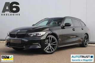 BMW 3-serie Touring 318i M Sport Shadowline Automaat 18 inch LED Half Leder Navigatie Carplay Android Sfeerverlichting Getint Glas Clima Cruise Parkeersensor