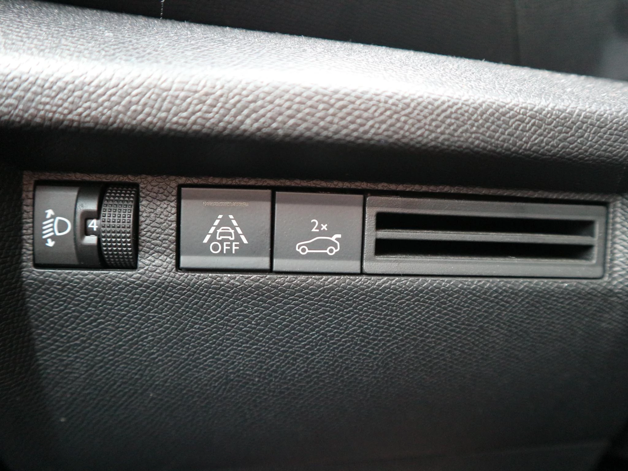 Hoofdafbeelding Citroën ë-C4 X