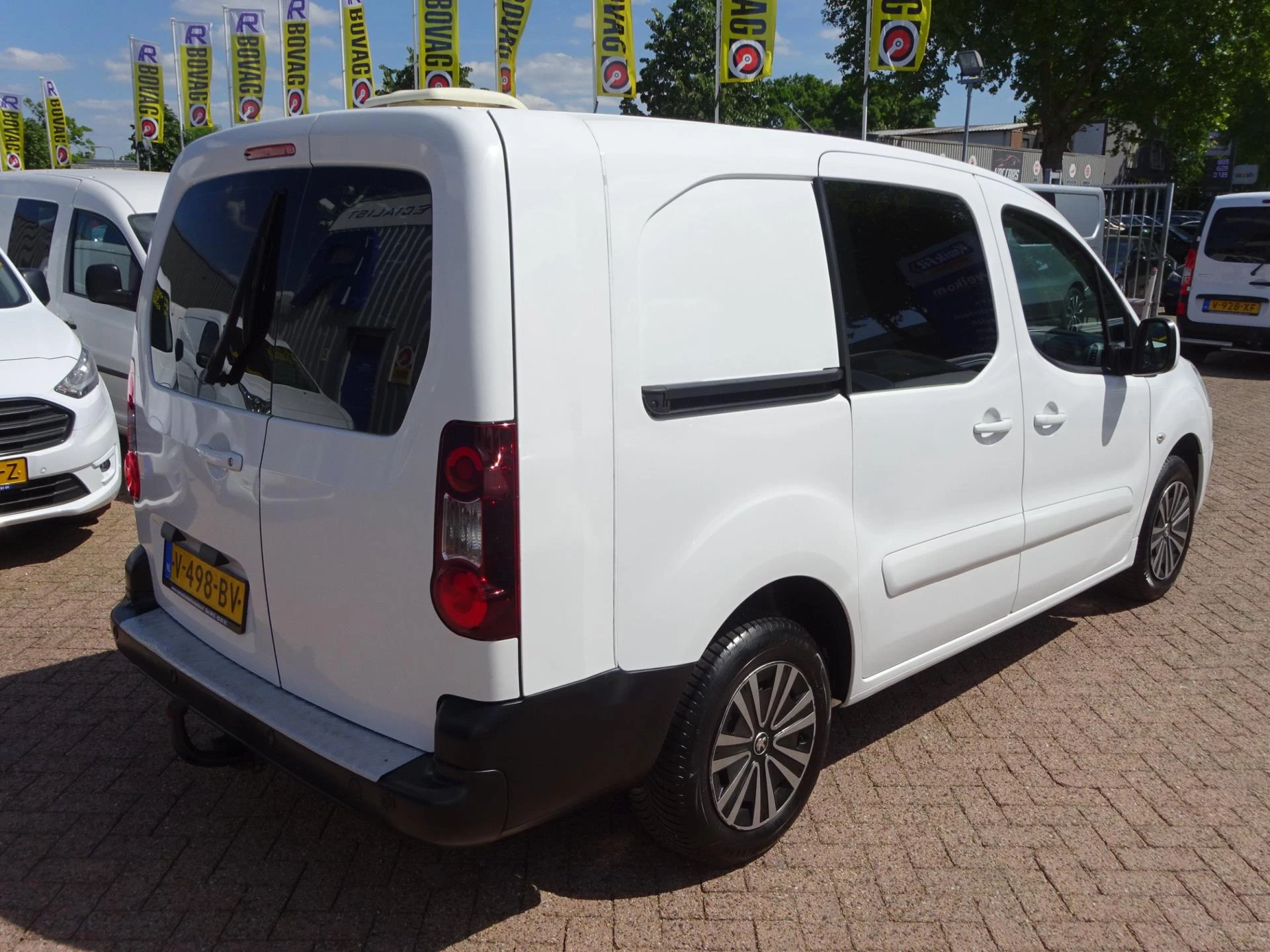 Hoofdafbeelding Peugeot Partner