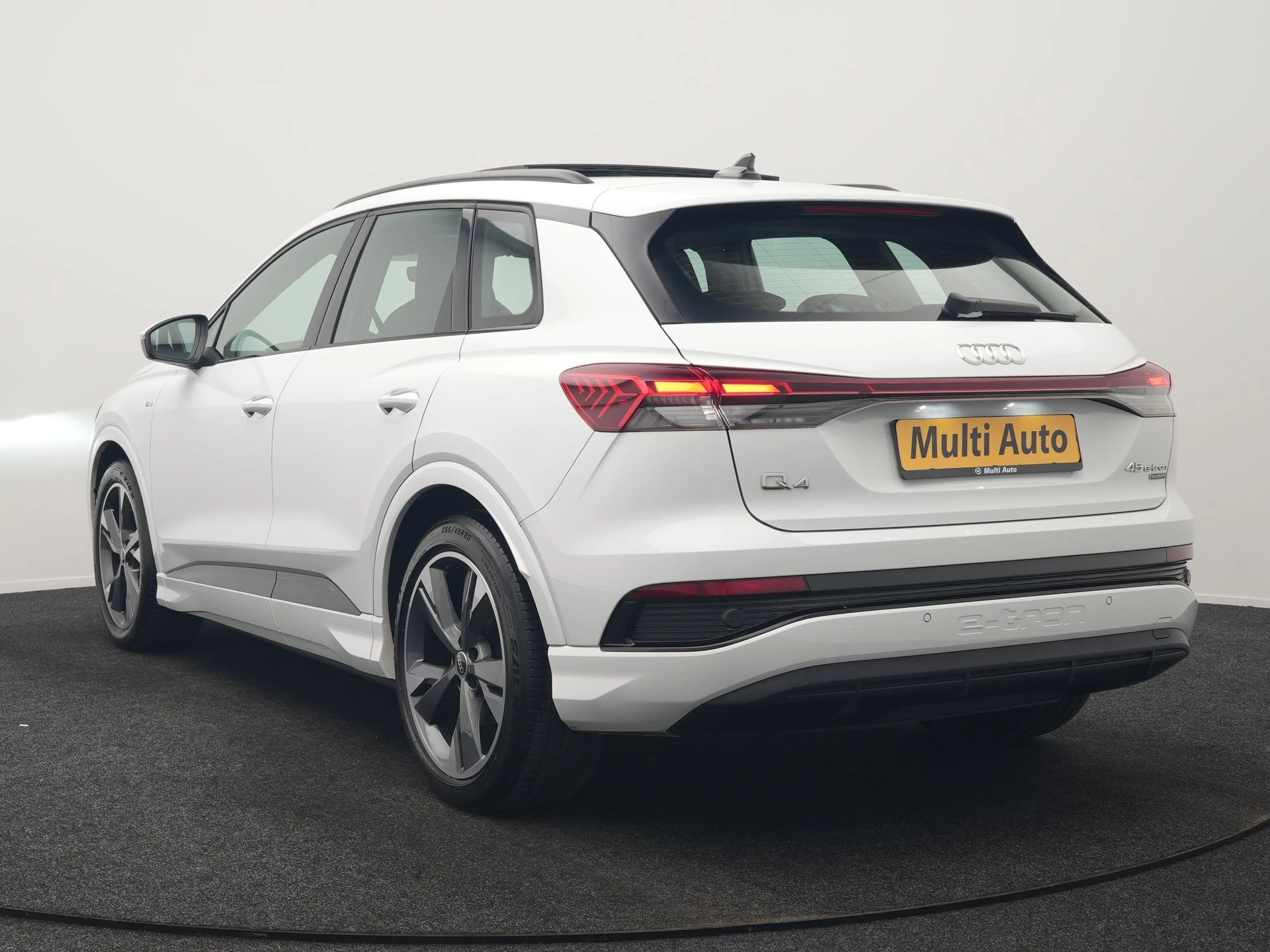 Hoofdafbeelding Audi Q4 e-tron